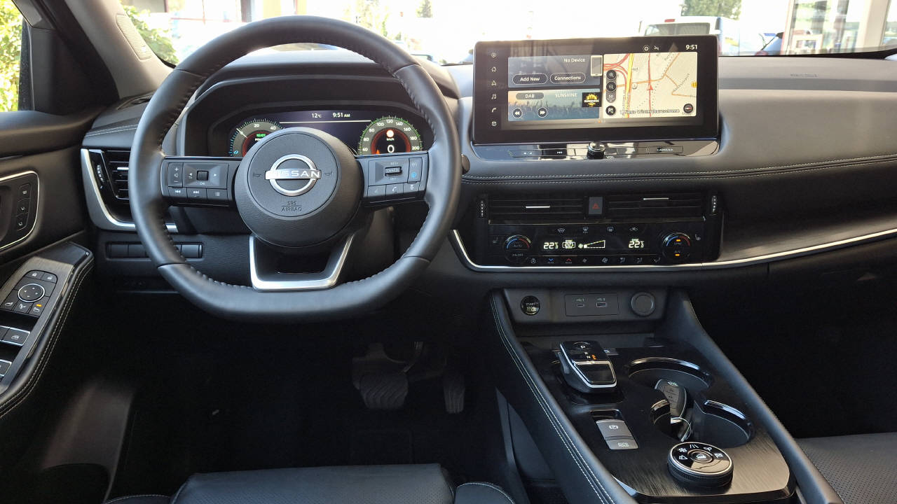 NISSAN X-Trail 1.5 VC-T Tekna+ e-4orce 20Zoll-image-8