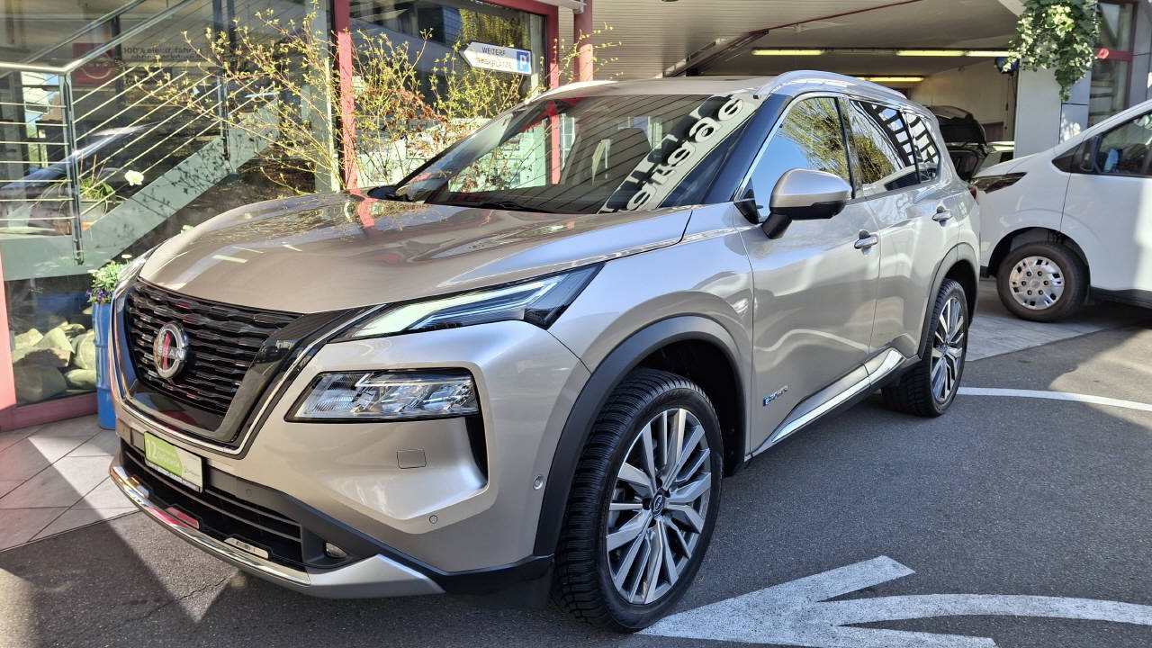 NISSAN X-Trail 1.5 VC-T Tekna+ e-4orce 20Zoll-image-1