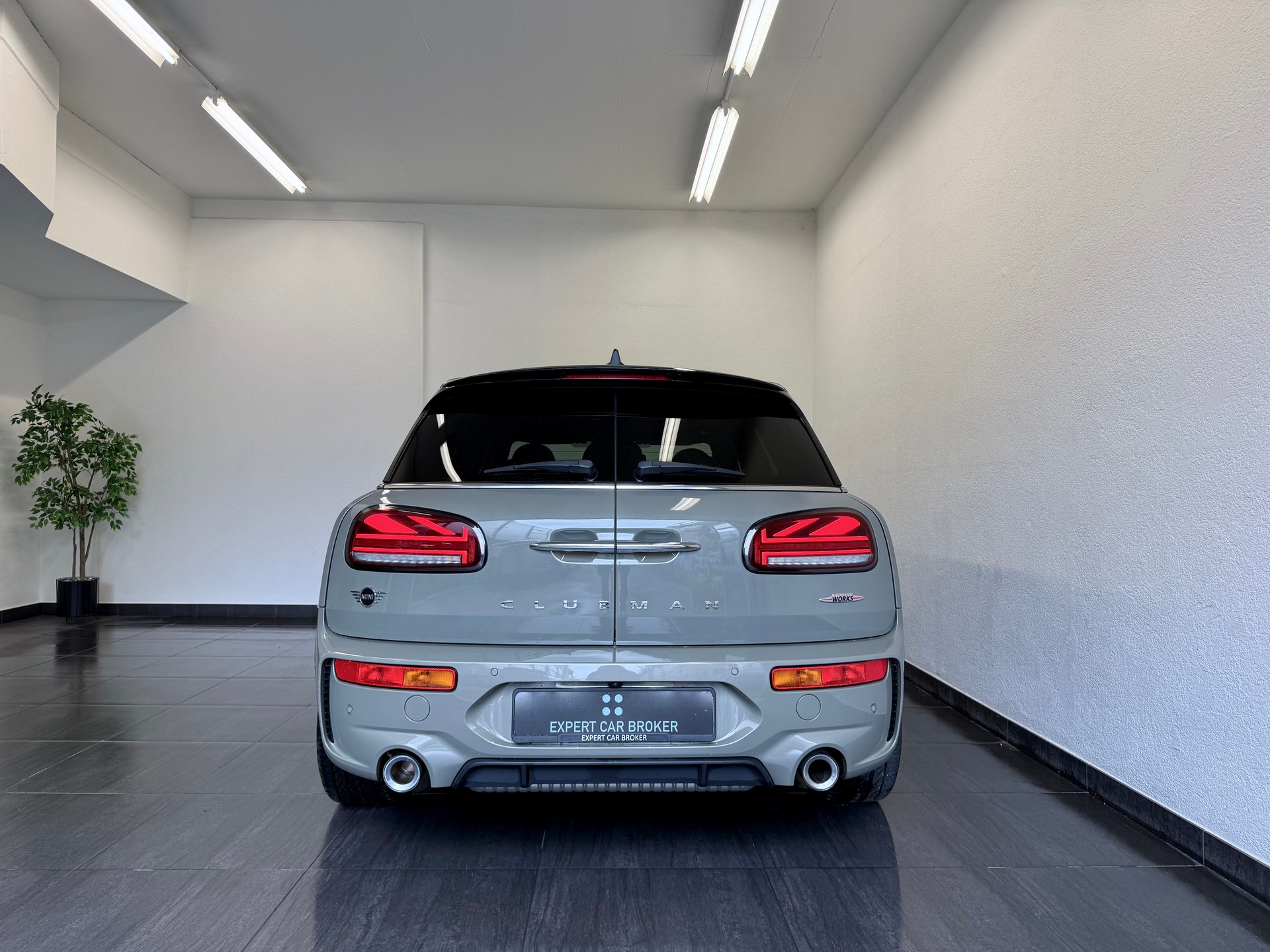 MINI Clubman Cooper John Cooper Works ALL4 Steptronic-image-10
