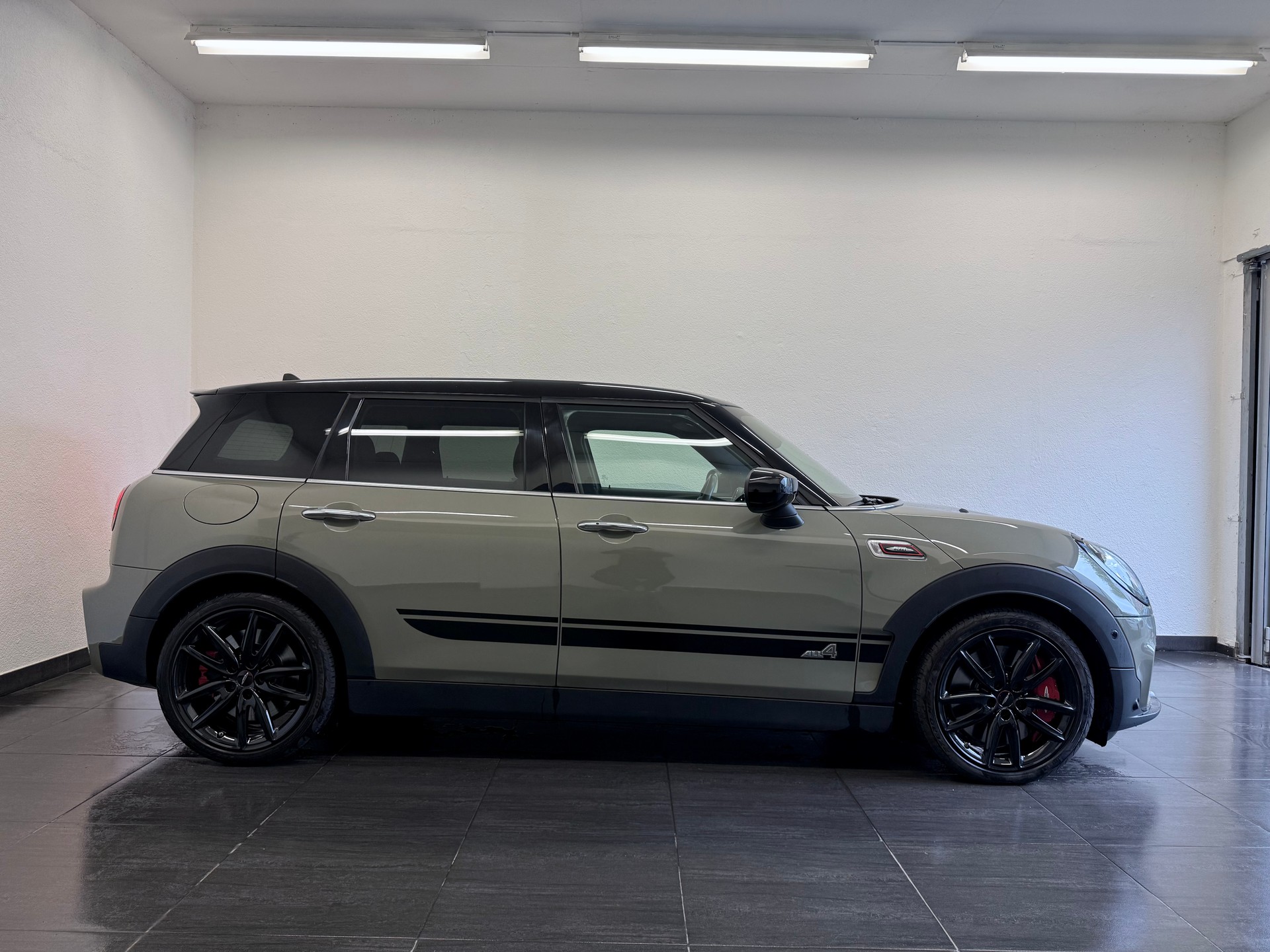 MINI Clubman Cooper John Cooper Works ALL4 Steptronic-image-4