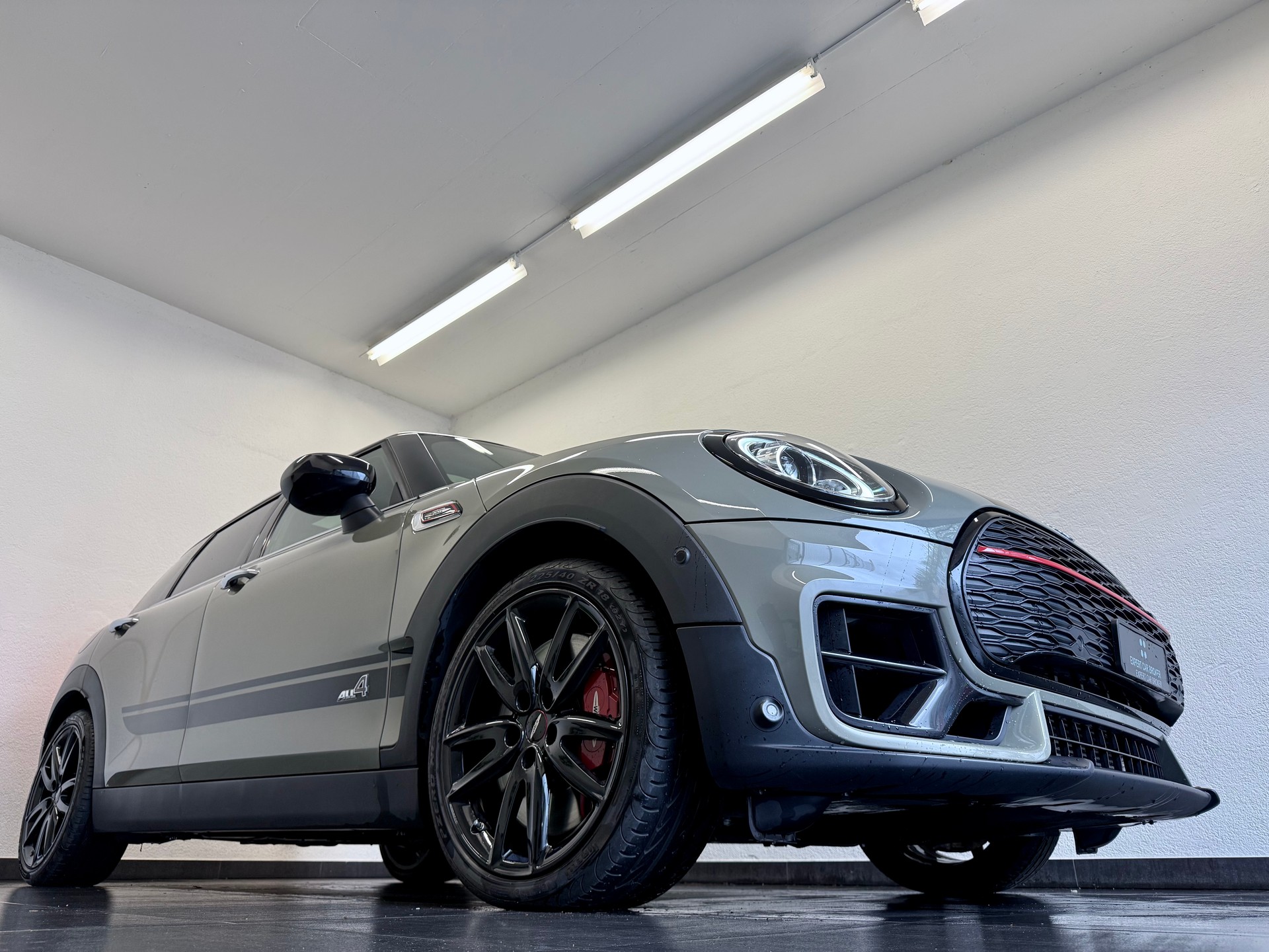 MINI Clubman Cooper John Cooper Works ALL4 Steptronic-showroom-element-2