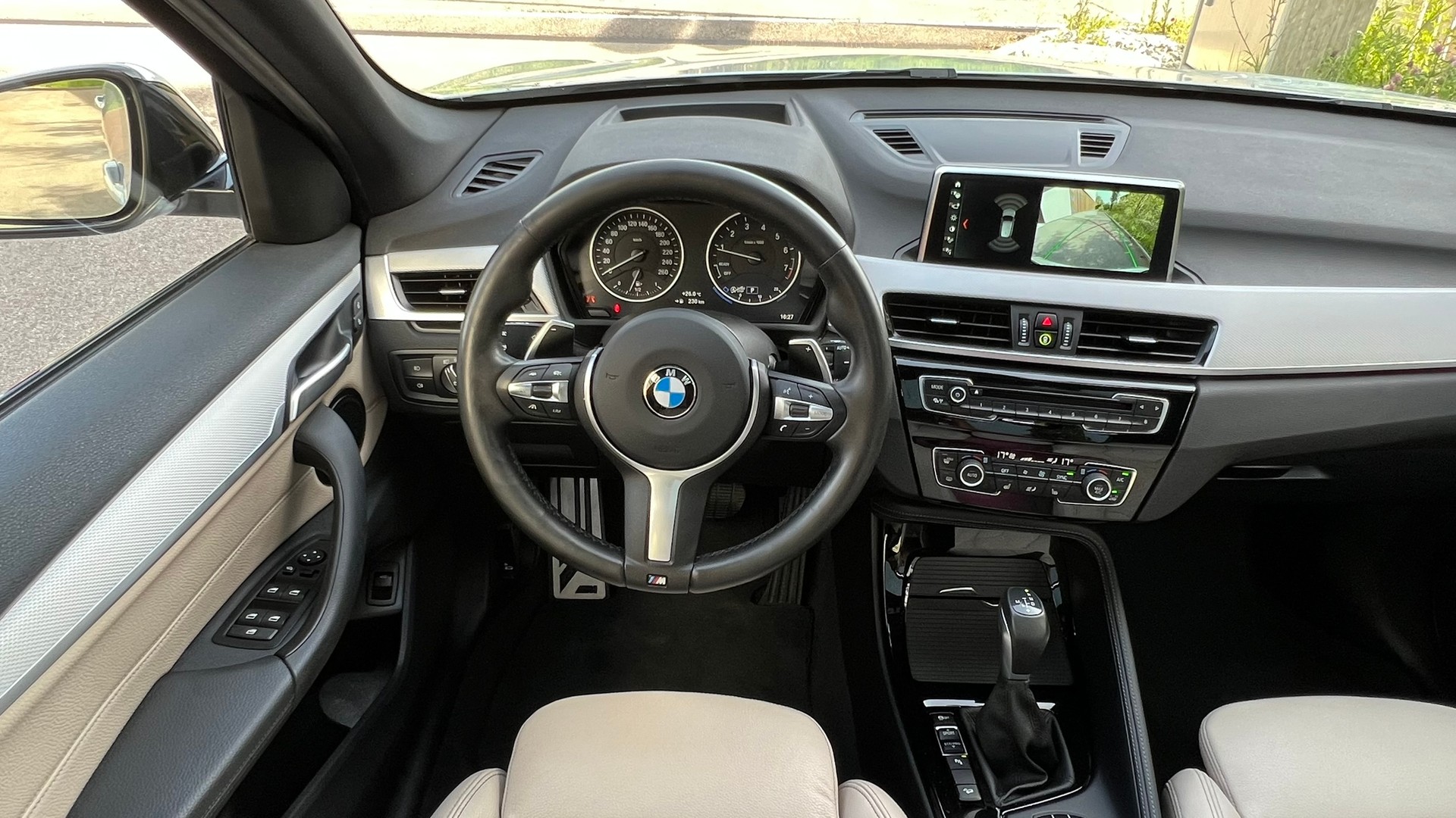 BMW X1 xDRIVE 25i M SPORT STEPTRONIC l 231 PS-image-19