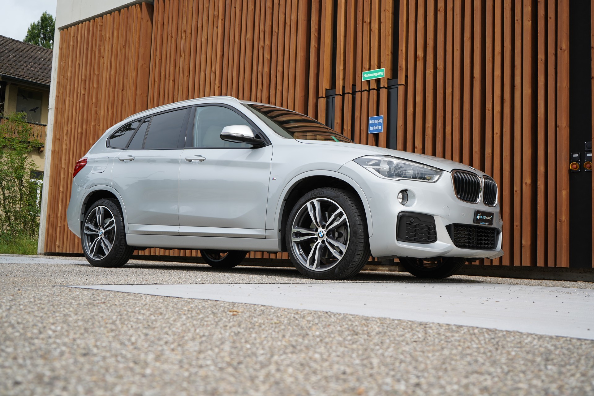 BMW X1 xDRIVE 25i M SPORT STEPTRONIC l 231 PS-image-7