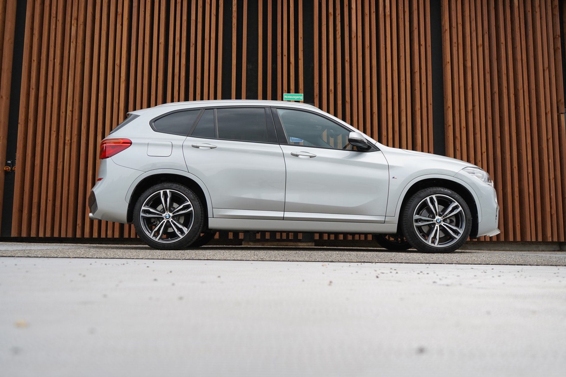 BMW X1 xDRIVE 25i M SPORT STEPTRONIC l 231 PS
