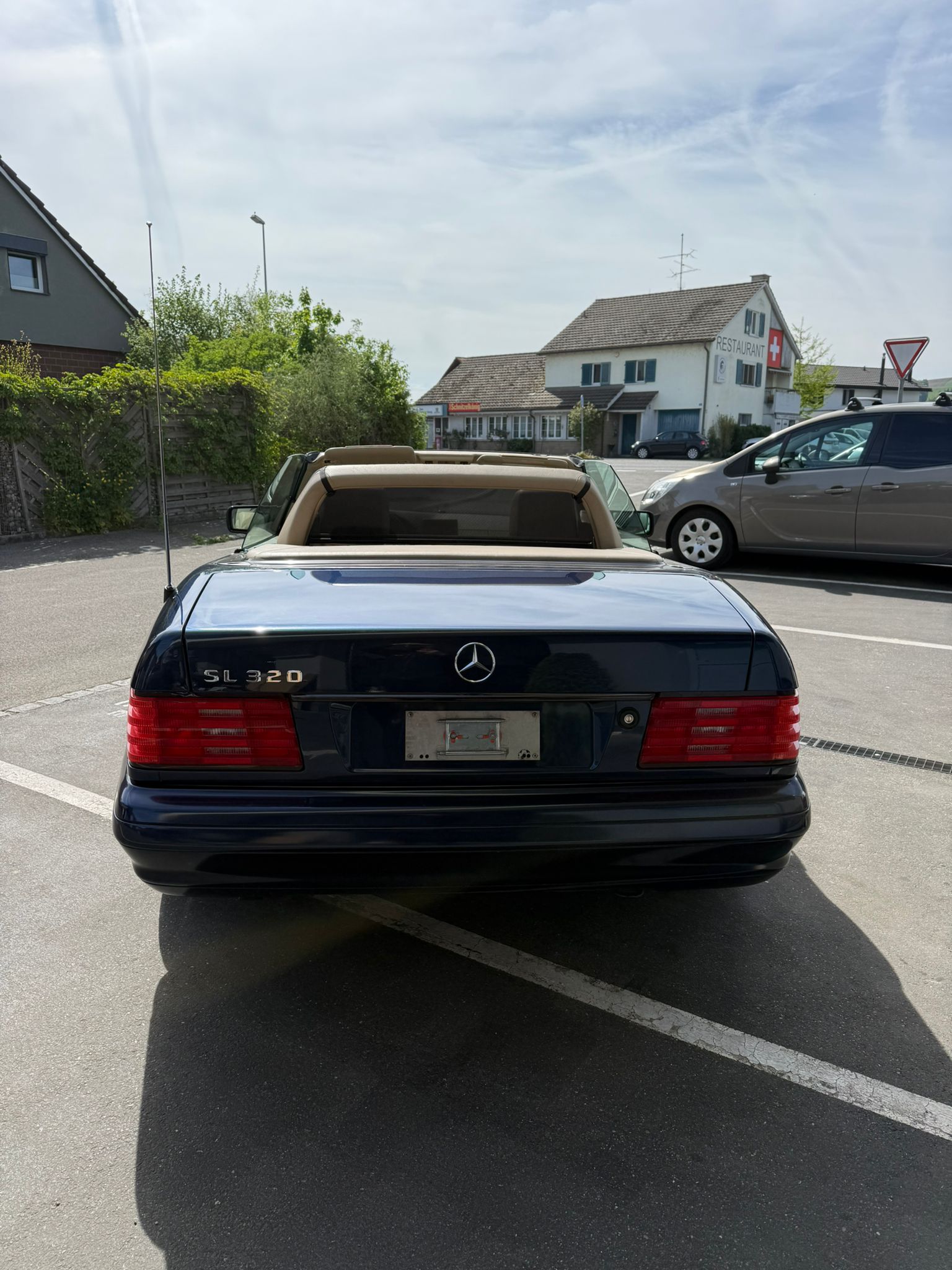 MERCEDES-BENZ SL 320 Automatic-image-6