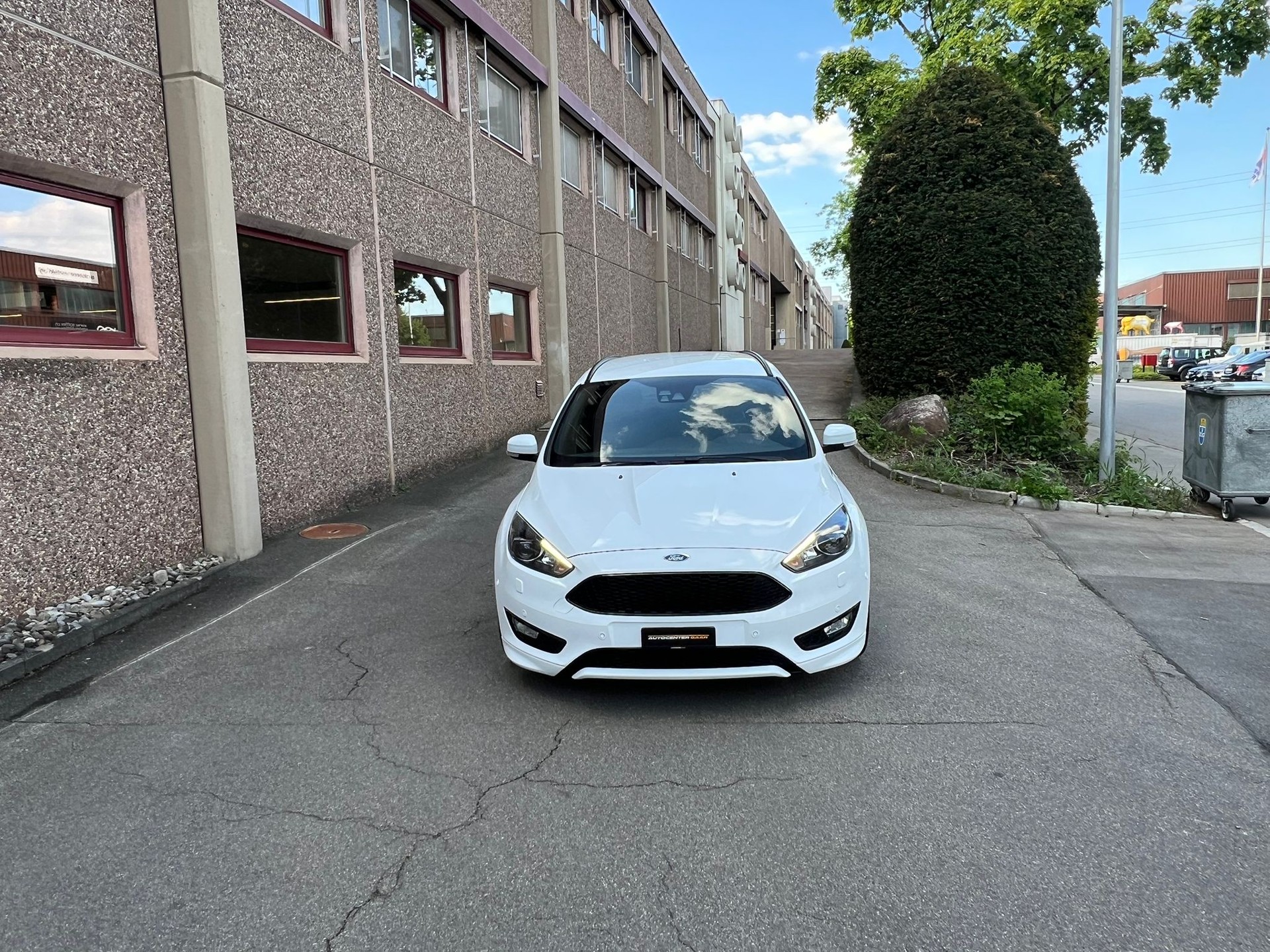 FORD Focus 1.5 SCTi ST Line Automatic-showroom-element-1
