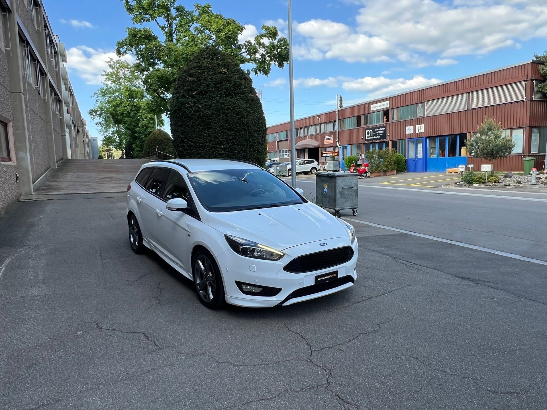 FORD Focus 1.5 SCTi ST Line Automatic-showroom-element-2
