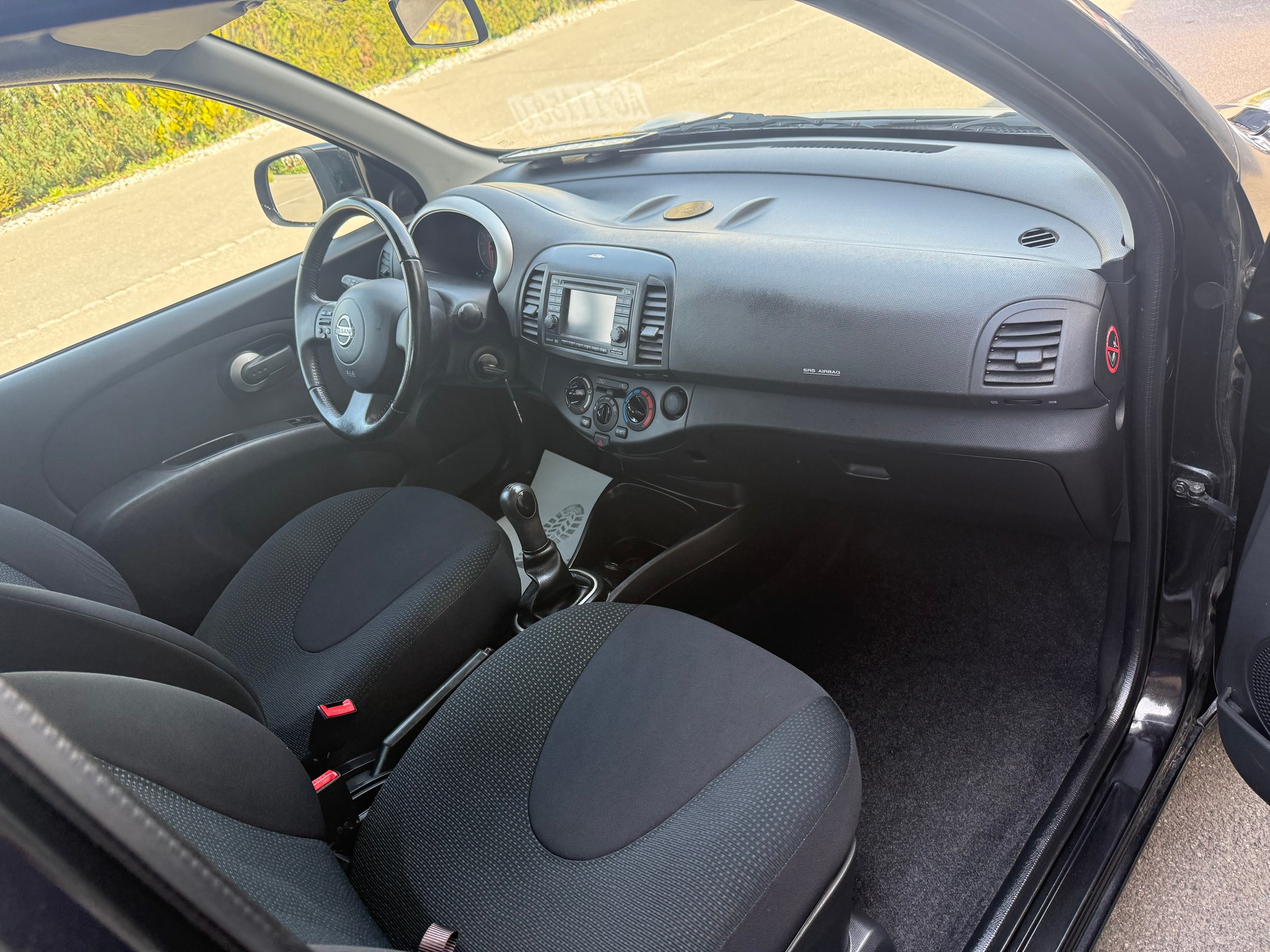 NISSAN Micra 1.4 acenta-image-4