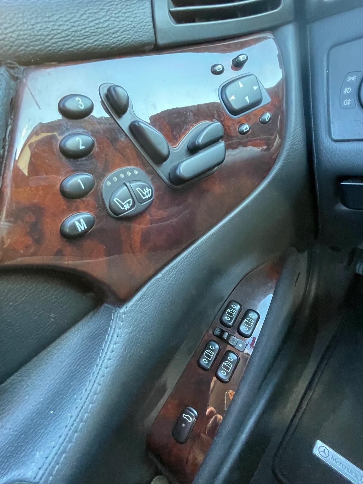 MERCEDES-BENZ CL 500 Automatic-image-8