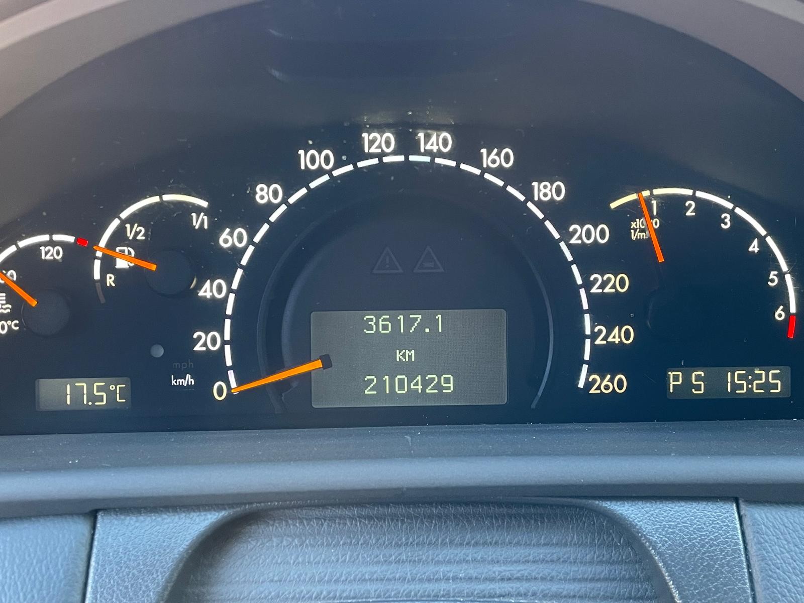 MERCEDES-BENZ CL 500 Automatic-image-4