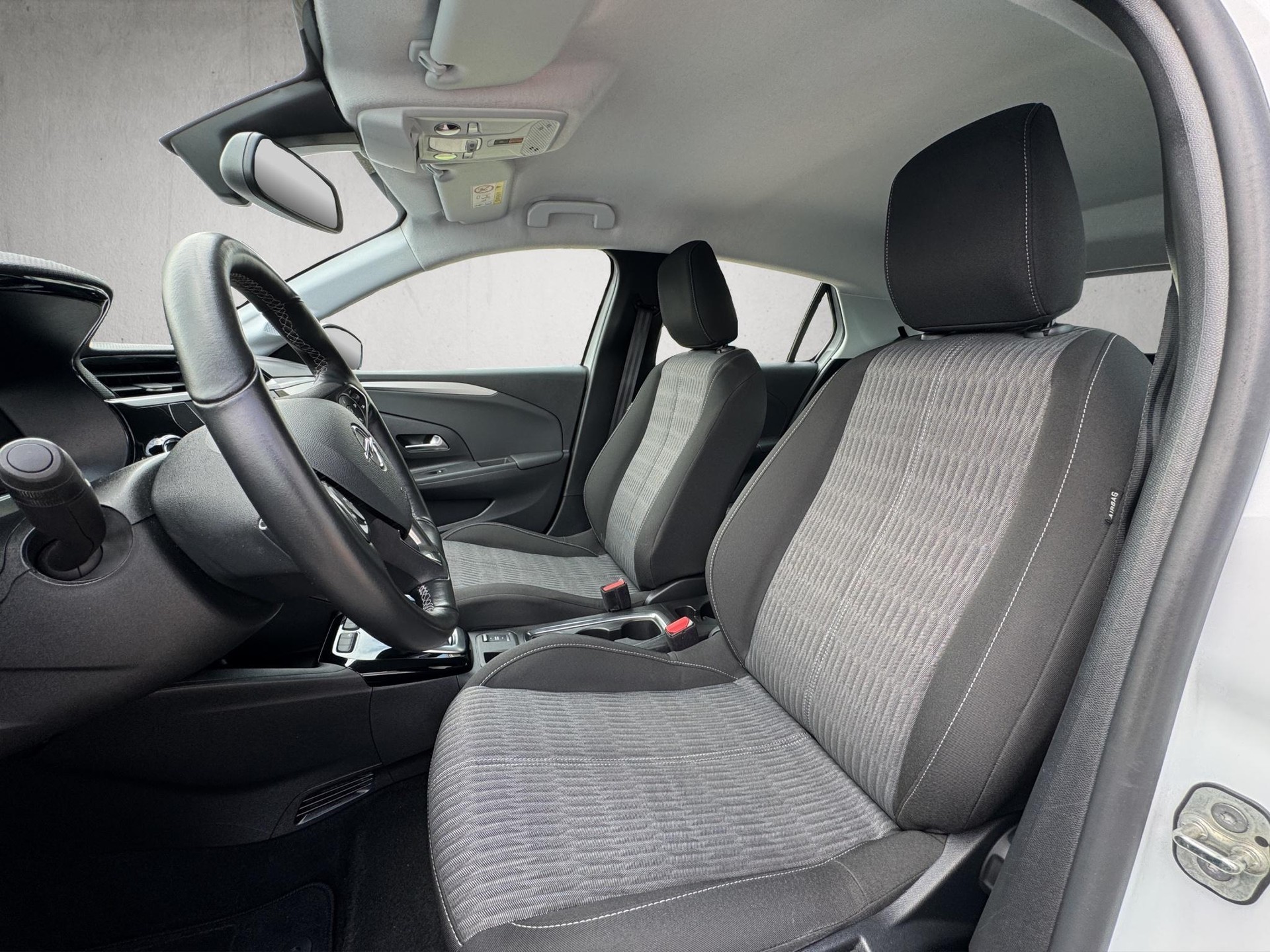 OPEL Corsa-e Edition-image-12