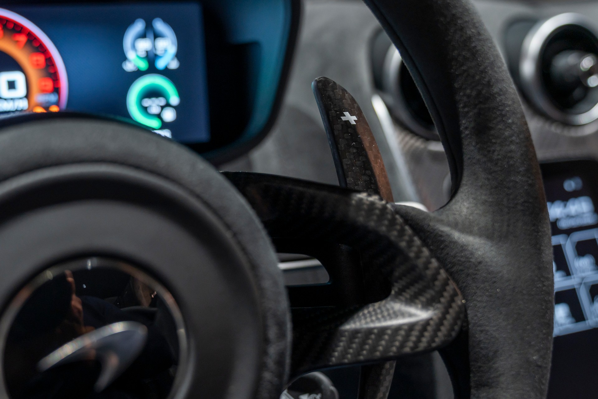 McLAREN 600LT Spider 3.8 V8 SSG-image-17