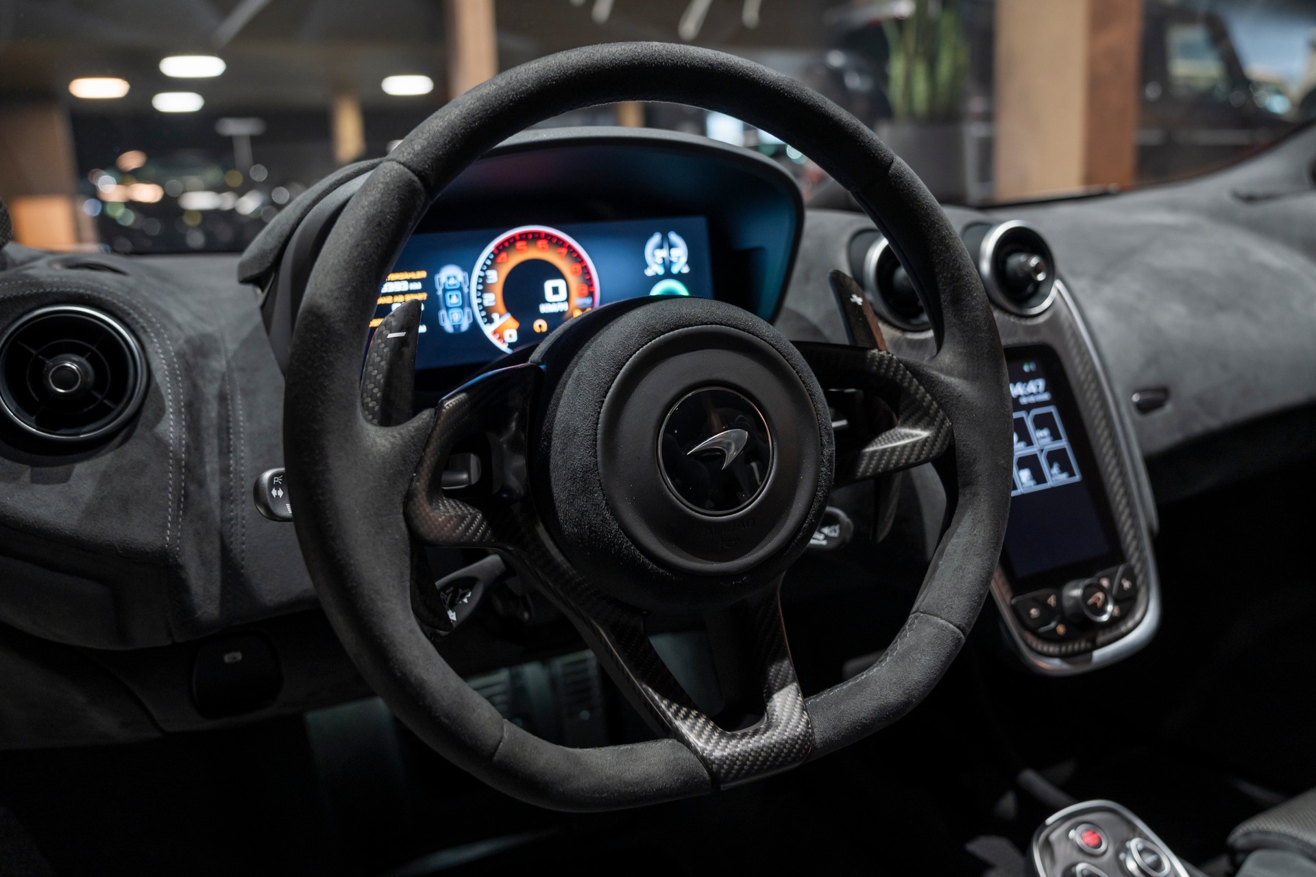 McLAREN 600LT Spider 3.8 V8 SSG-image-14