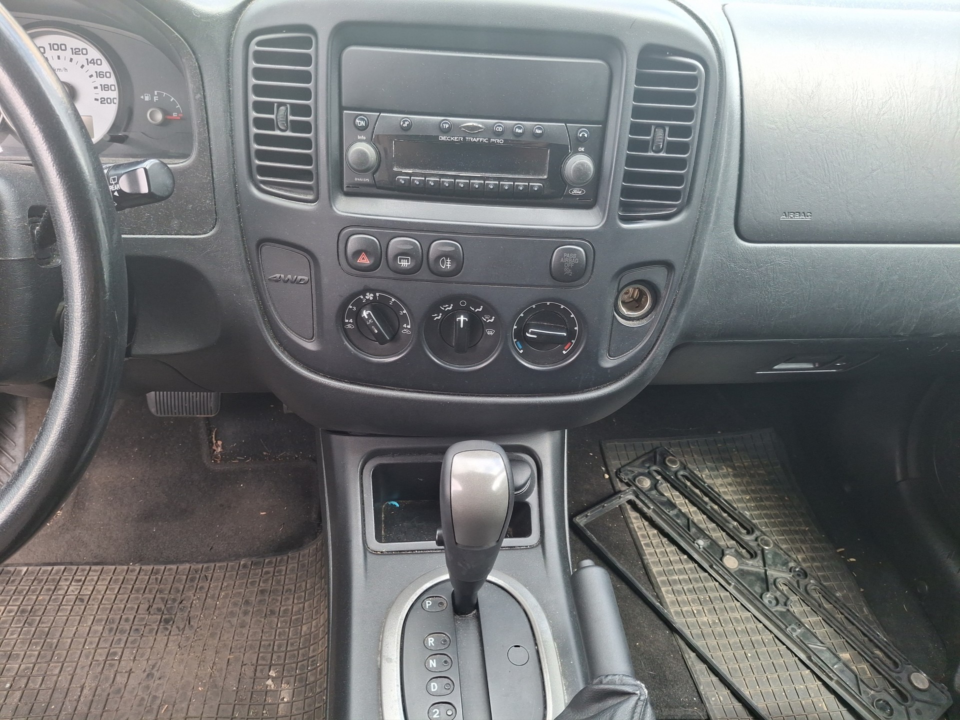 FORD Maverick 3.0 24V-image-8