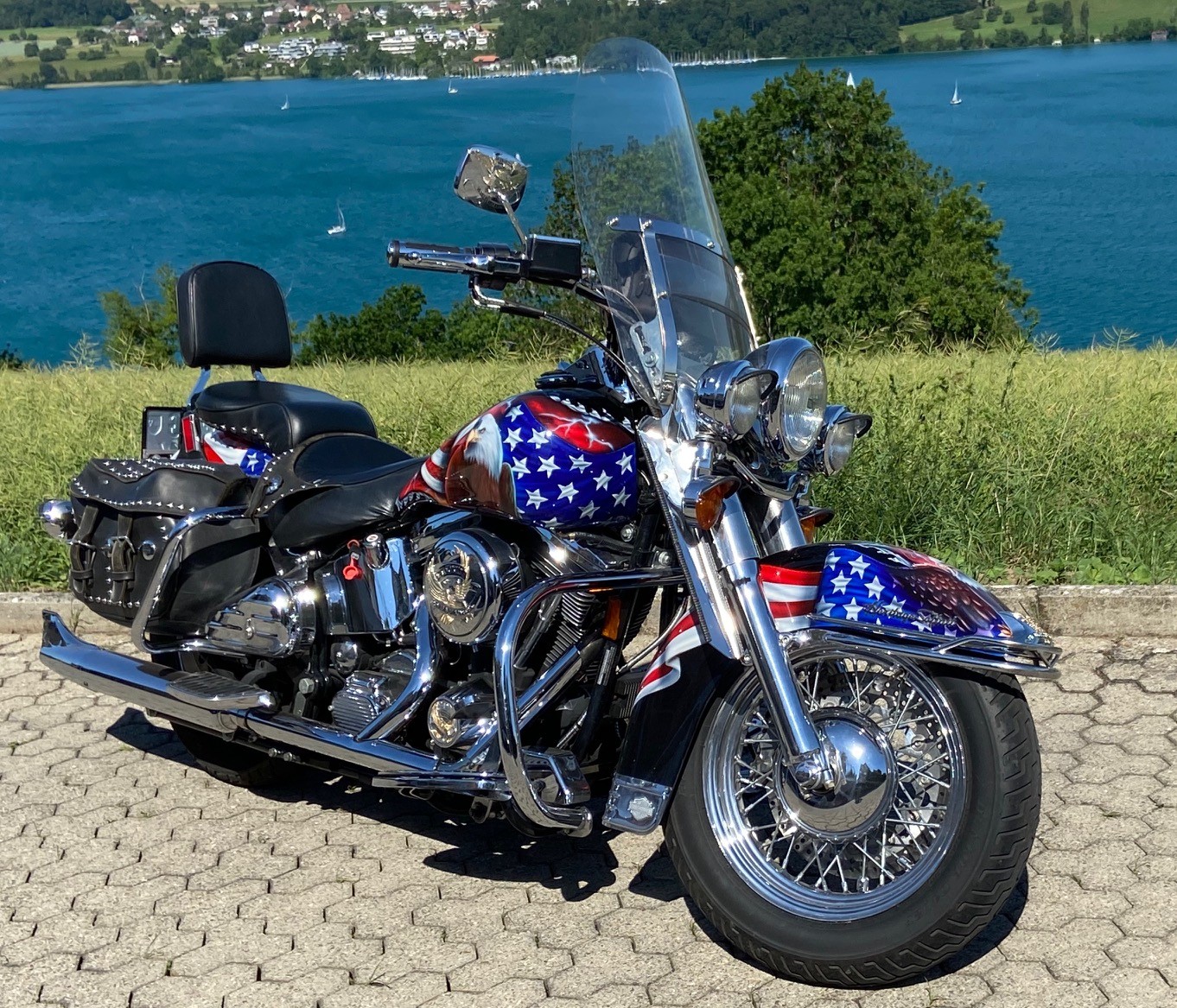 HARLEY-DAVIDSON Heritage-image-1