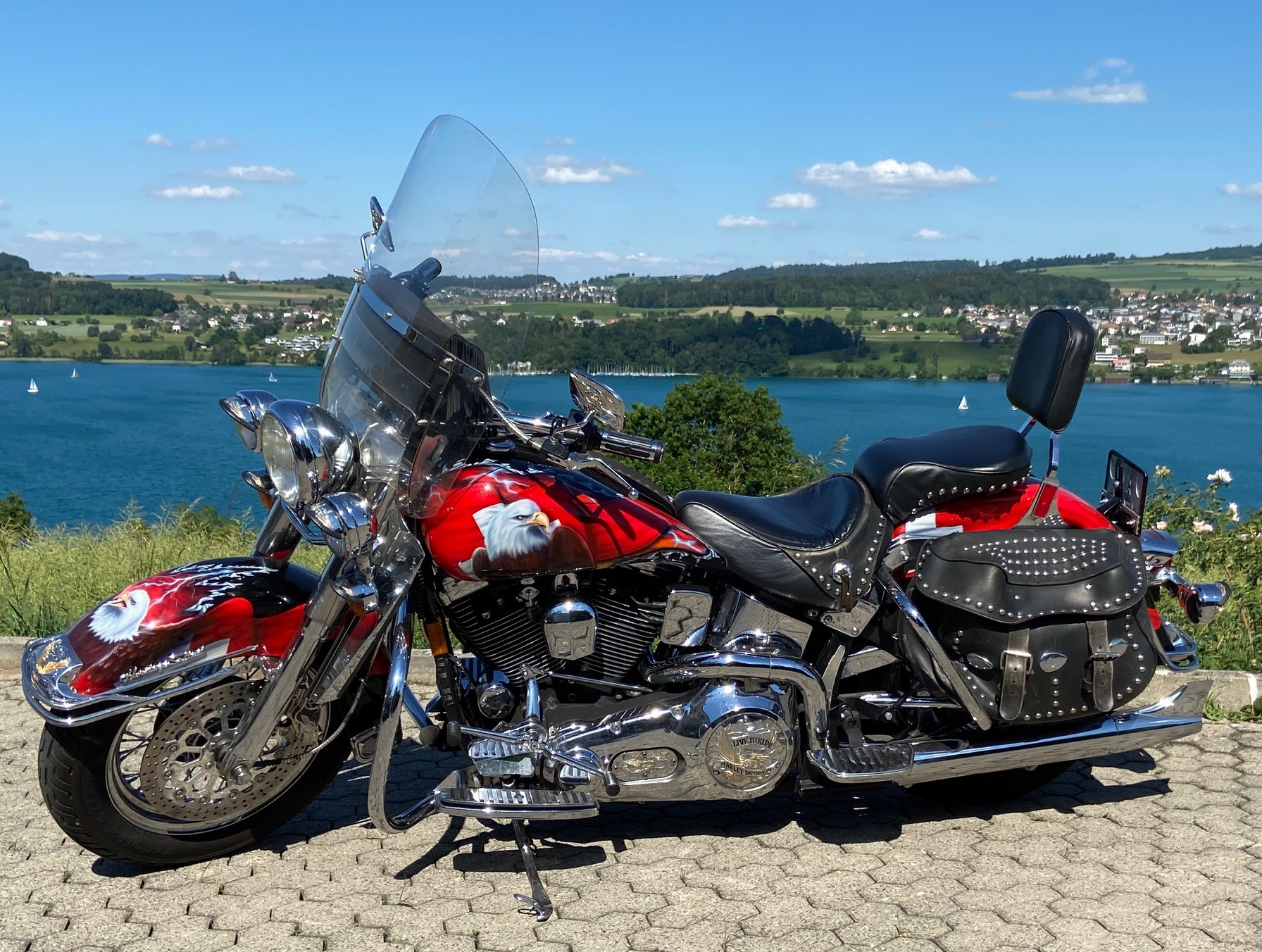HARLEY-DAVIDSON Heritage-image-0