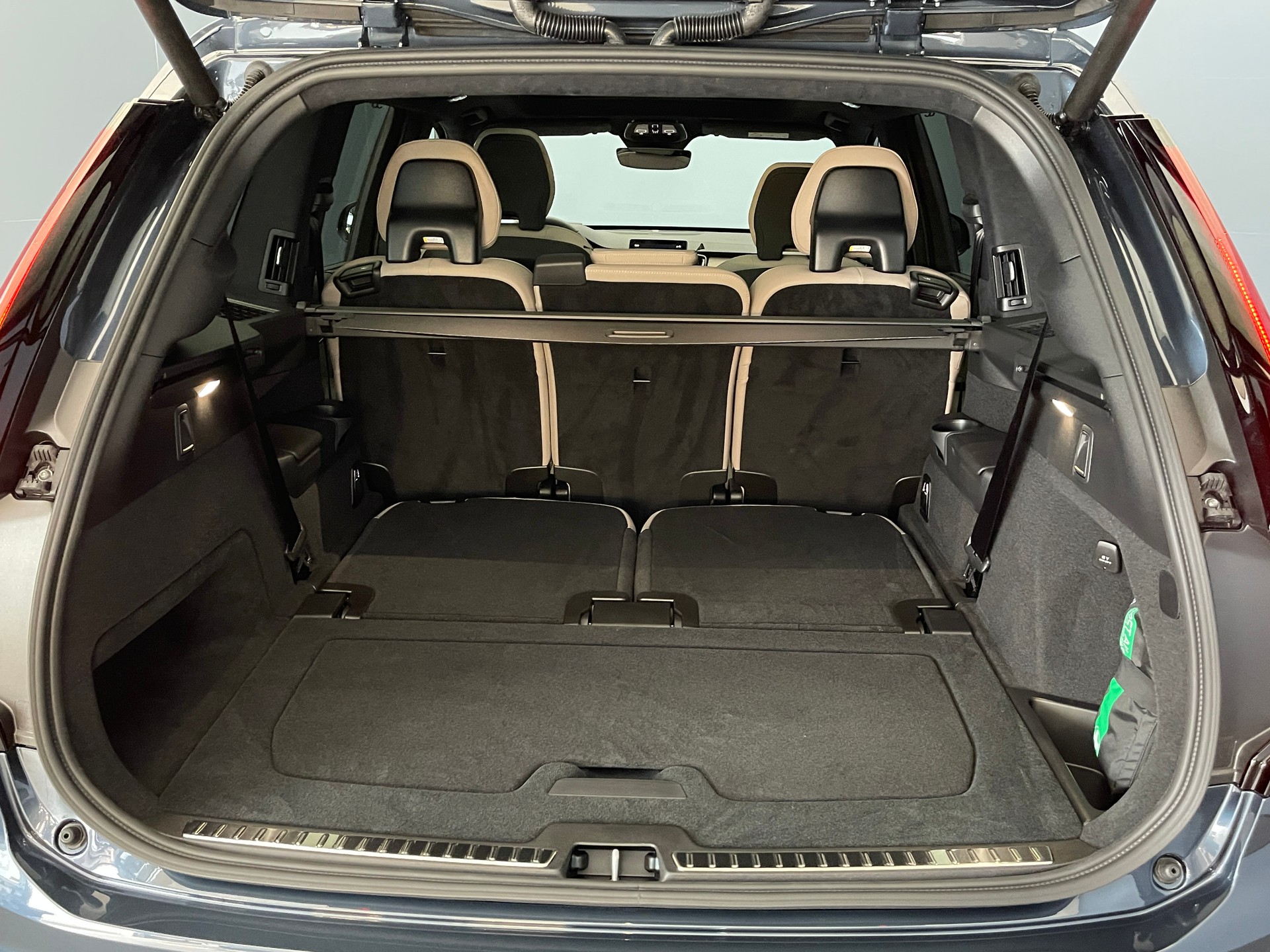 VOLVO XC90 2.0 B5 MH Ultra Bright AWD-image-13