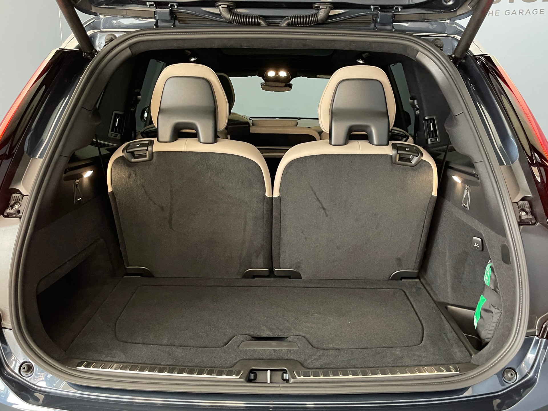 VOLVO XC90 2.0 B5 MH Ultra Bright AWD-image-12