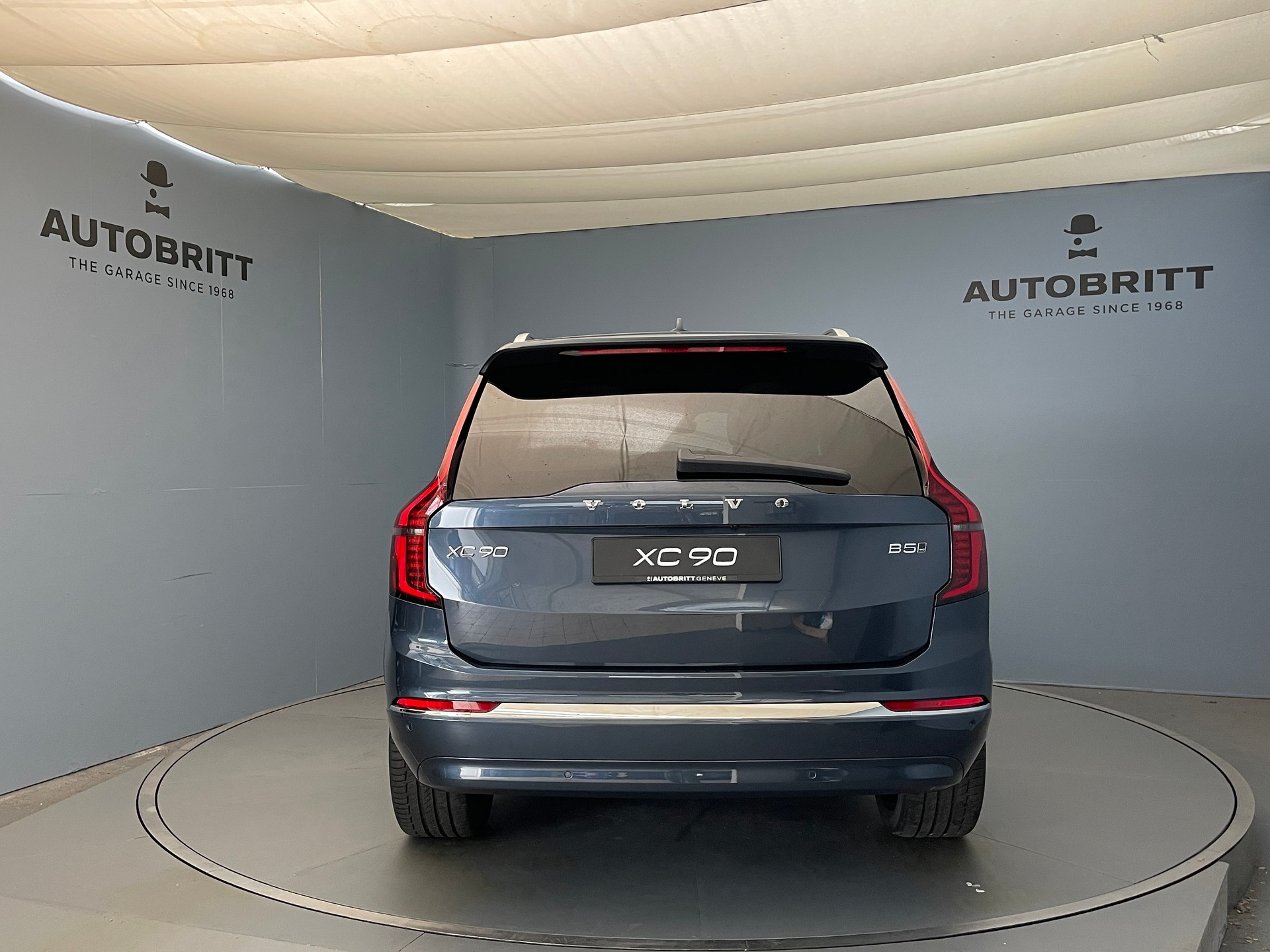 VOLVO XC90 2.0 B5 MH Ultra Bright AWD-image-6