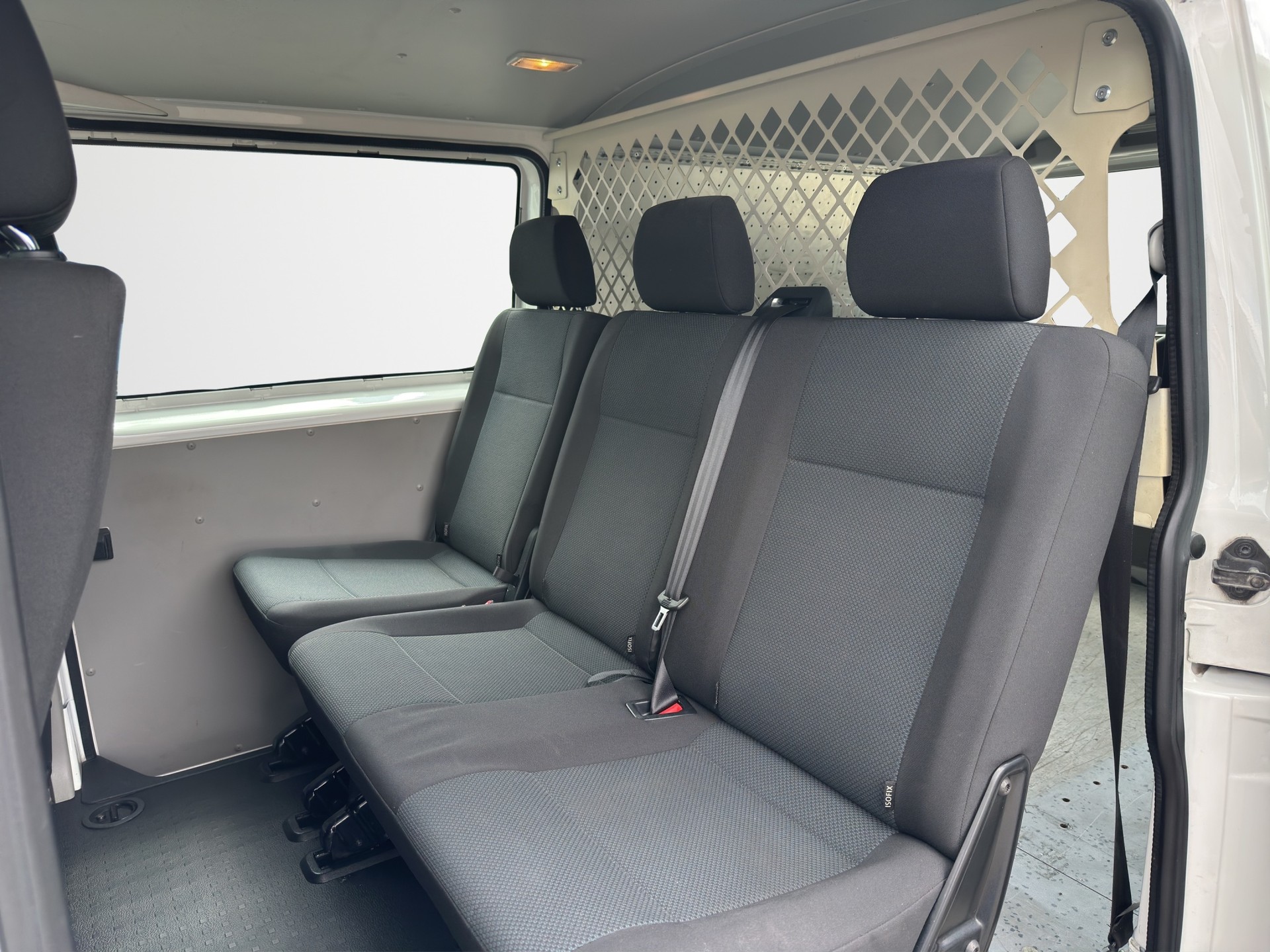 VW T6 2.0 TDI 4Motion-image-10