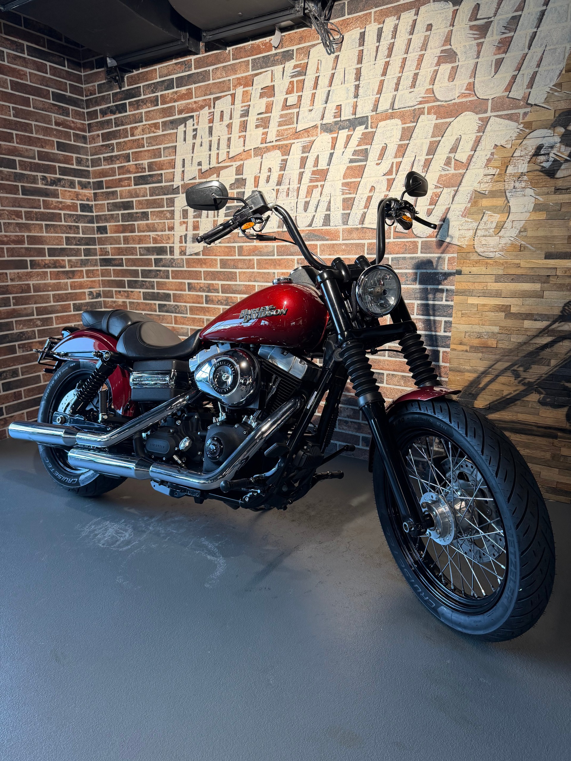 HARLEY-DAVIDSON FXDBI Dyna Street Bob-image-9