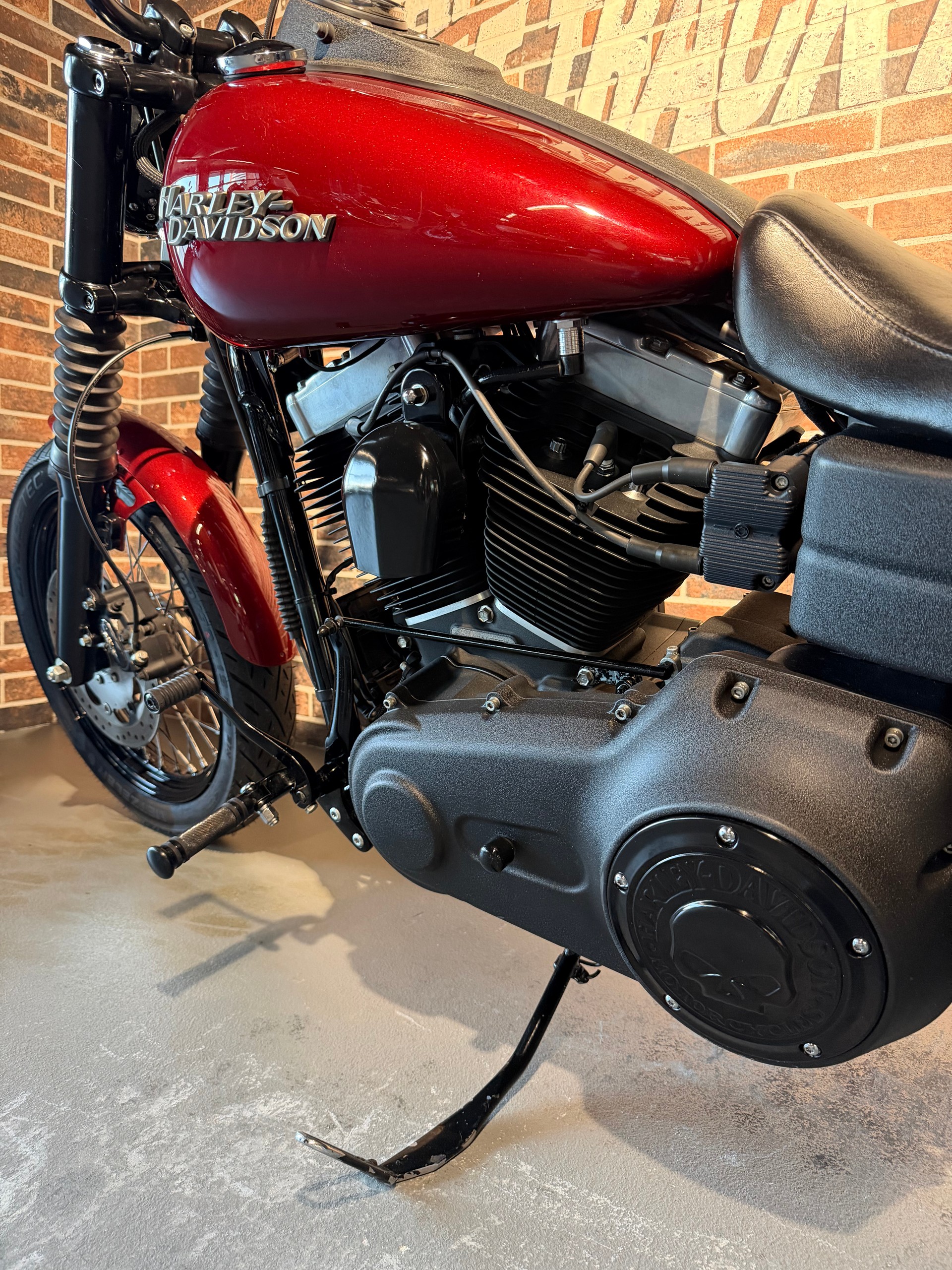 HARLEY-DAVIDSON FXDBI Dyna Street Bob-image-5