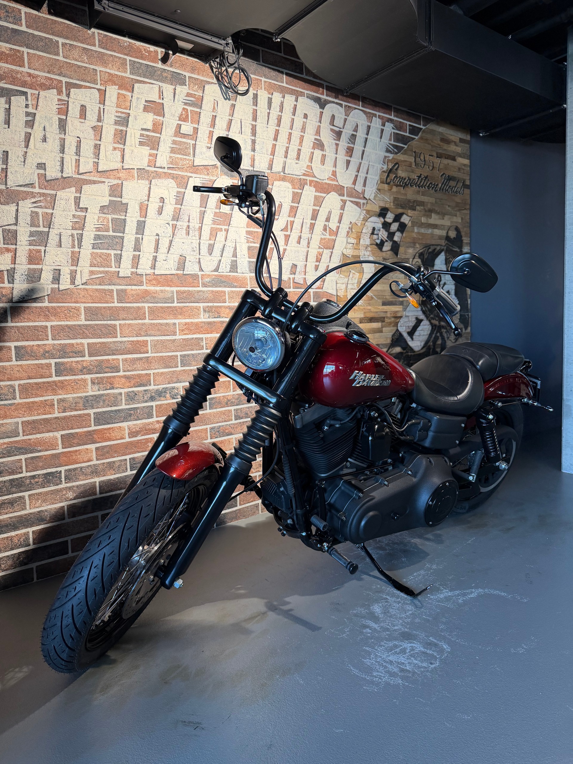 HARLEY-DAVIDSON FXDBI Dyna Street Bob-image-1