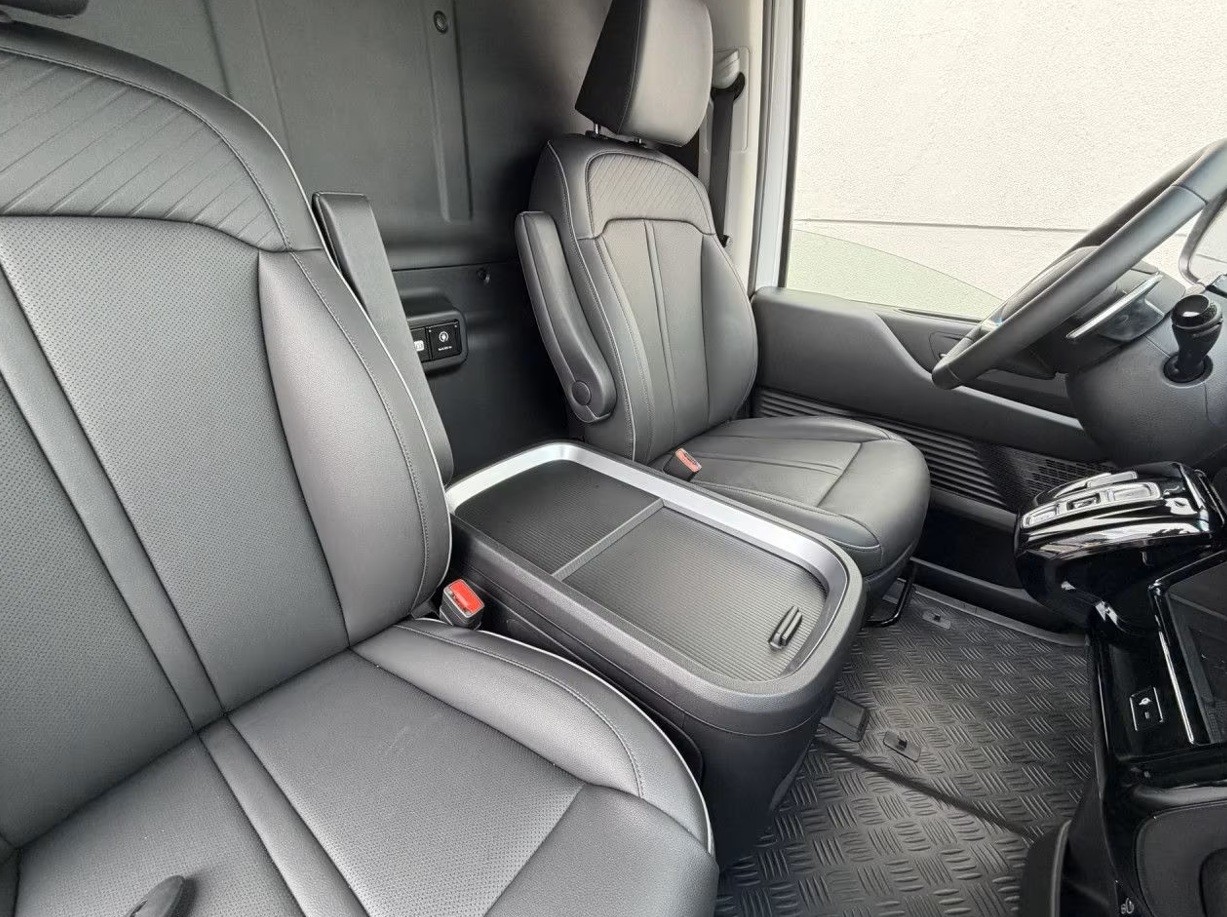 IVECO eMoovy 35F16E-image-17