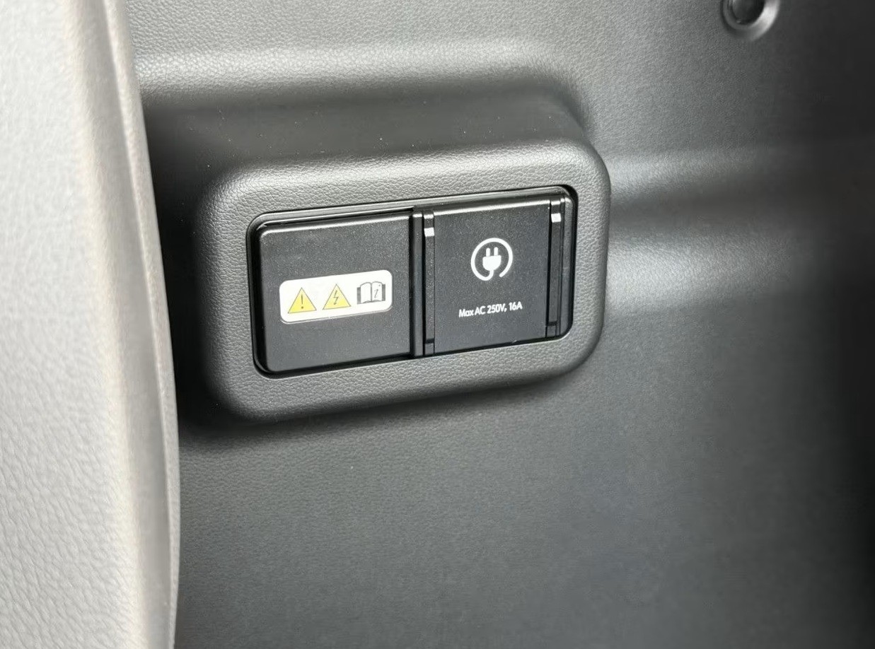 IVECO eMoovy 35F16E-image-14