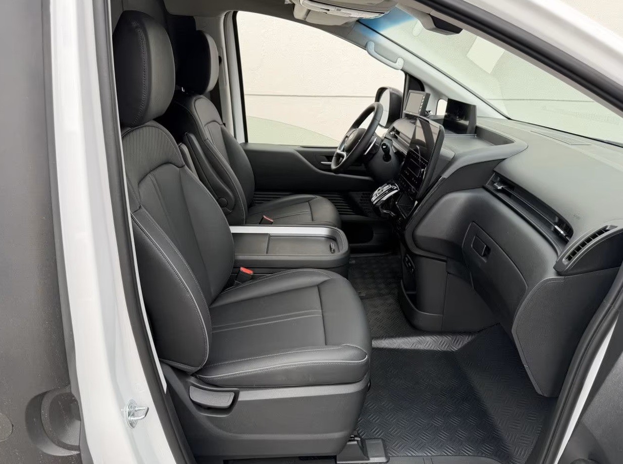 IVECO eMoovy 35F16E-image-16