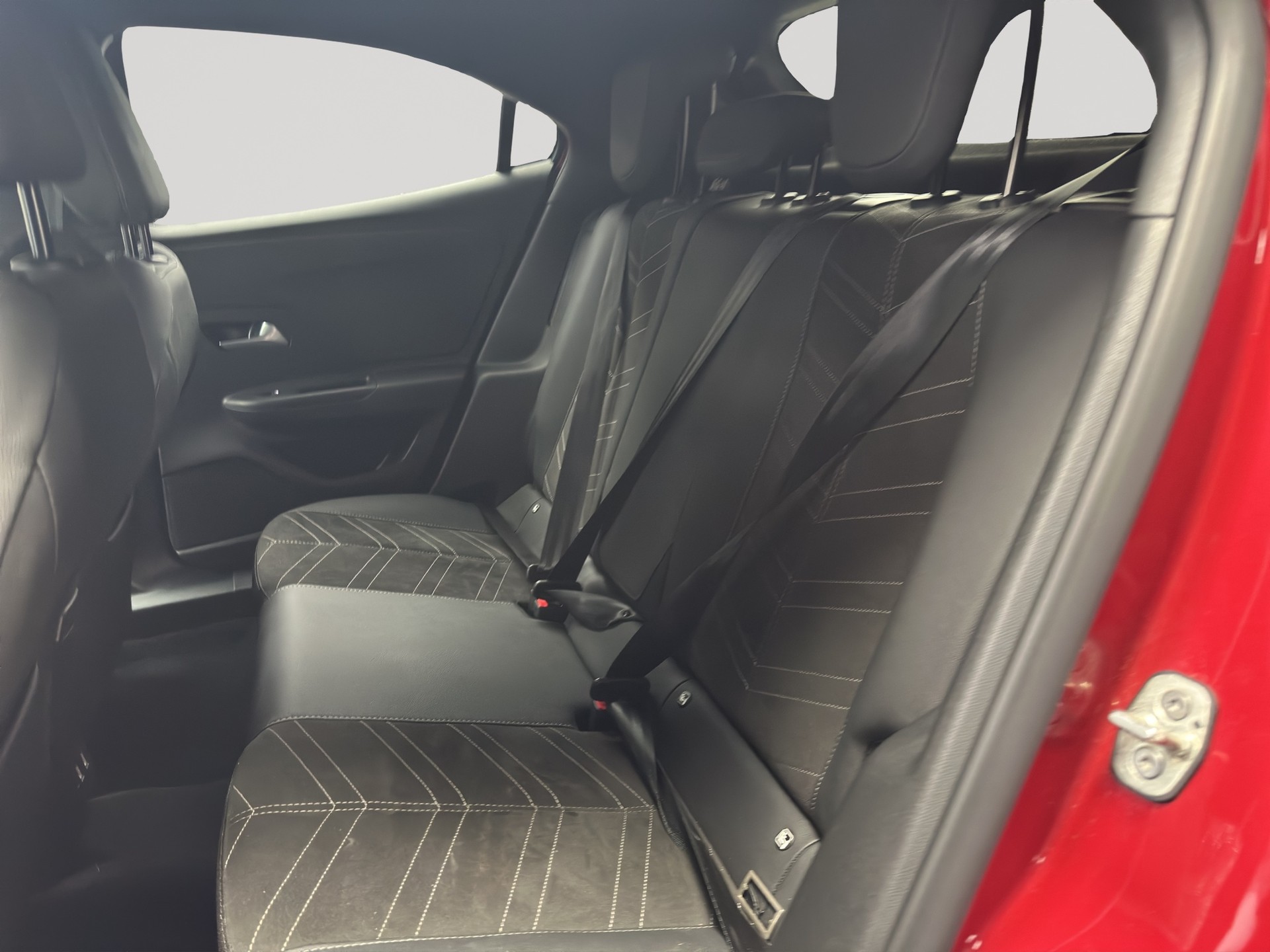 OPEL Mokka 1.2 Direct Injection Turbo Ultimate Aut.-image-7