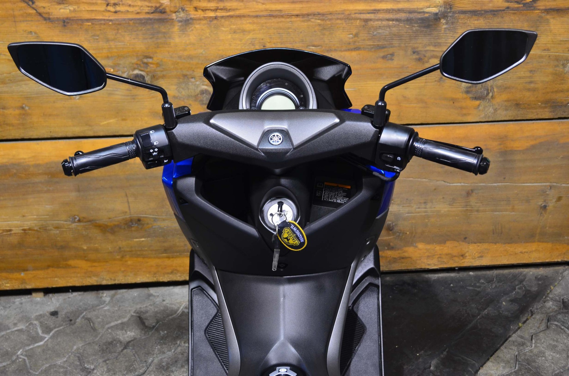 YAMAHA GPD 125 NMAX ABS-image-2