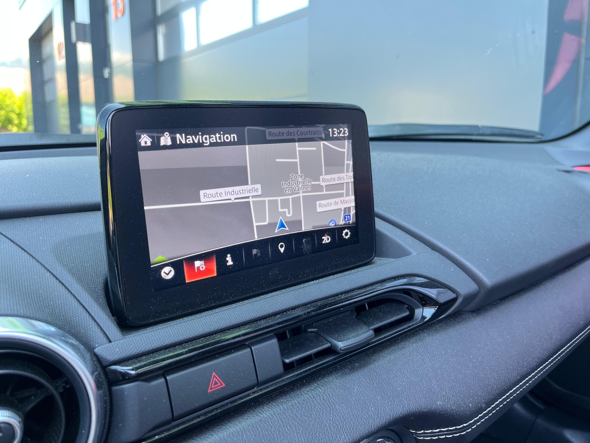 MAZDA MX-5 SKYACTIV-G 184 Revolution-image-21
