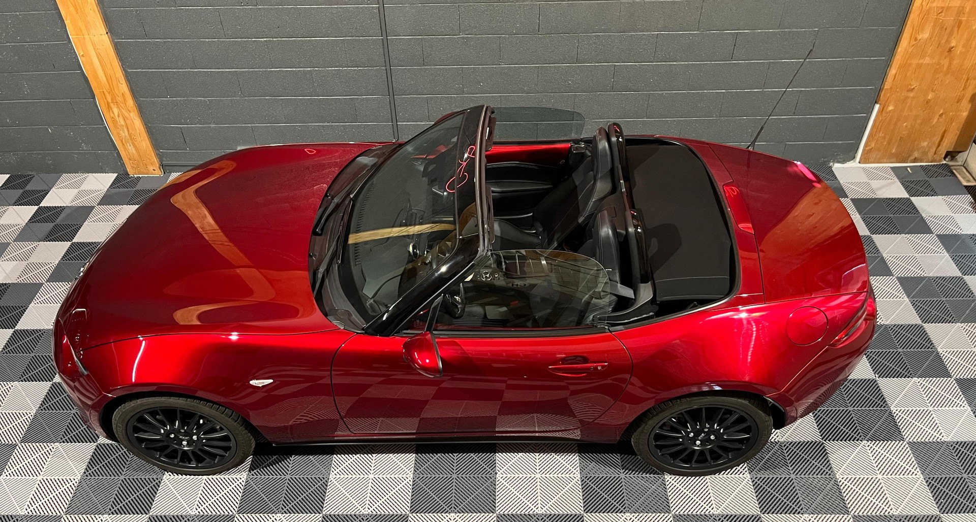 MAZDA MX-5 SKYACTIV-G 184 Revolution-image-6
