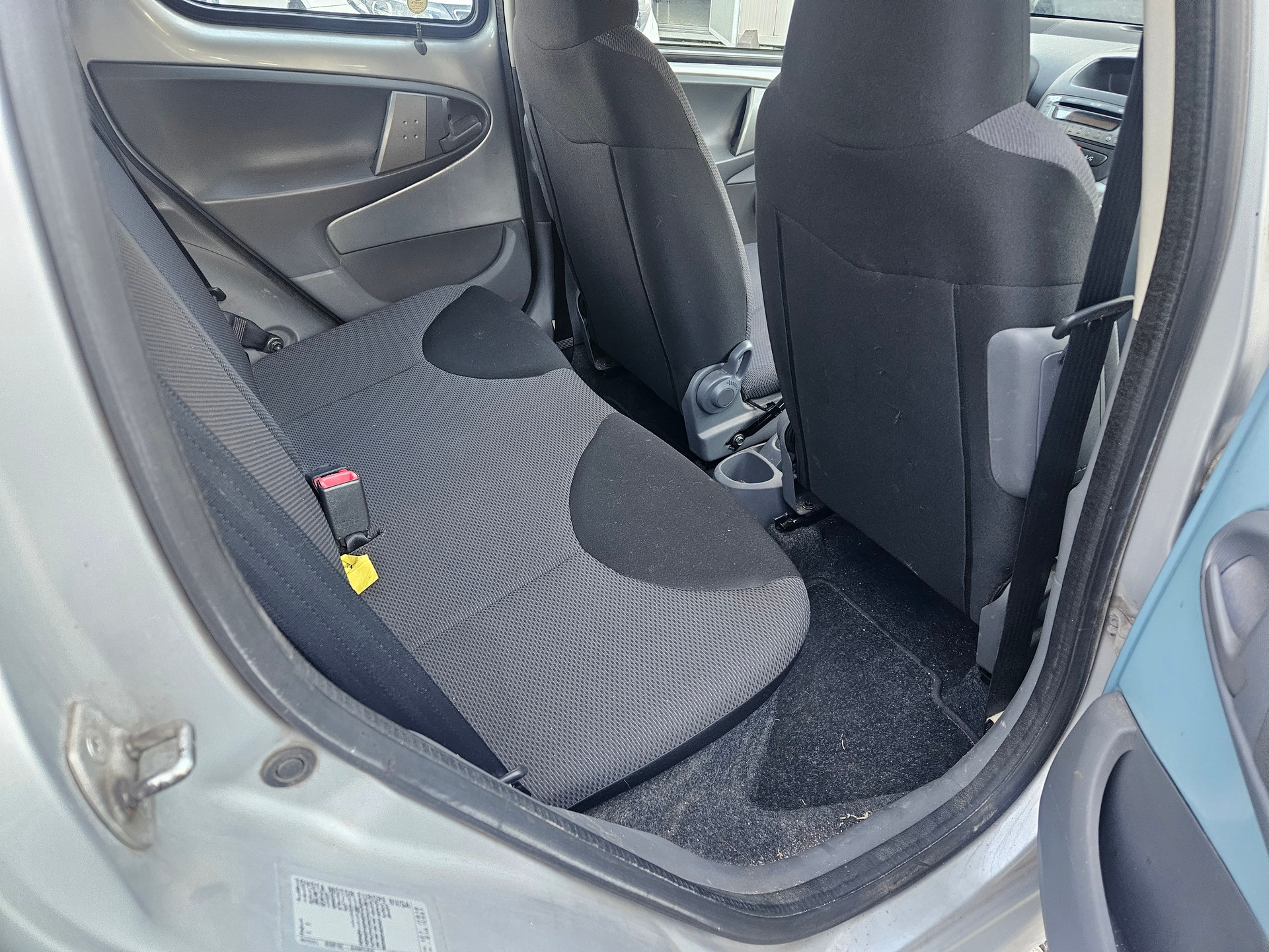 TOYOTA Aygo 1.0 Linea Luna Cool-image-9