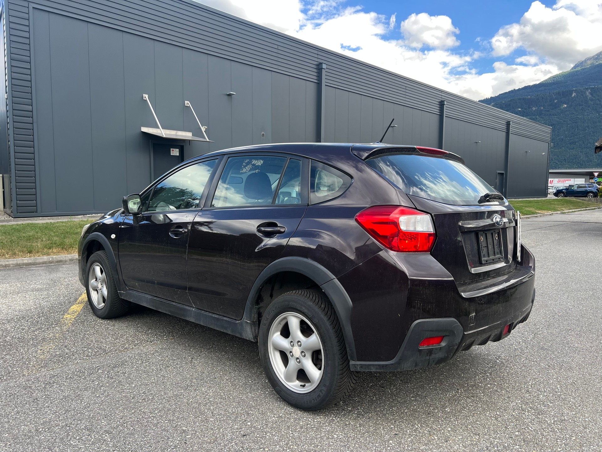 SUBARU XV 2.0D Swiss Three AWD-image-5
