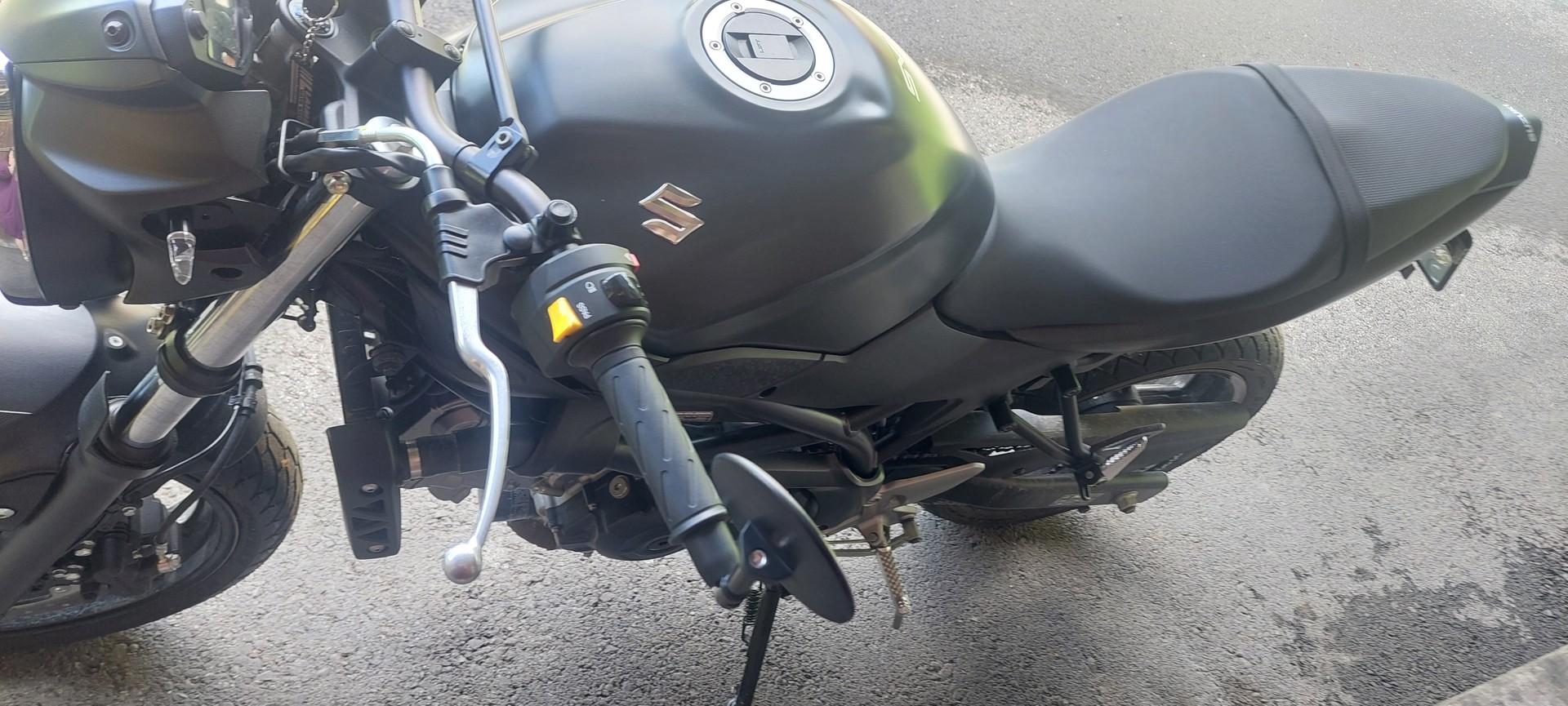 SUZUKI SV 650 ABS L6-image-1