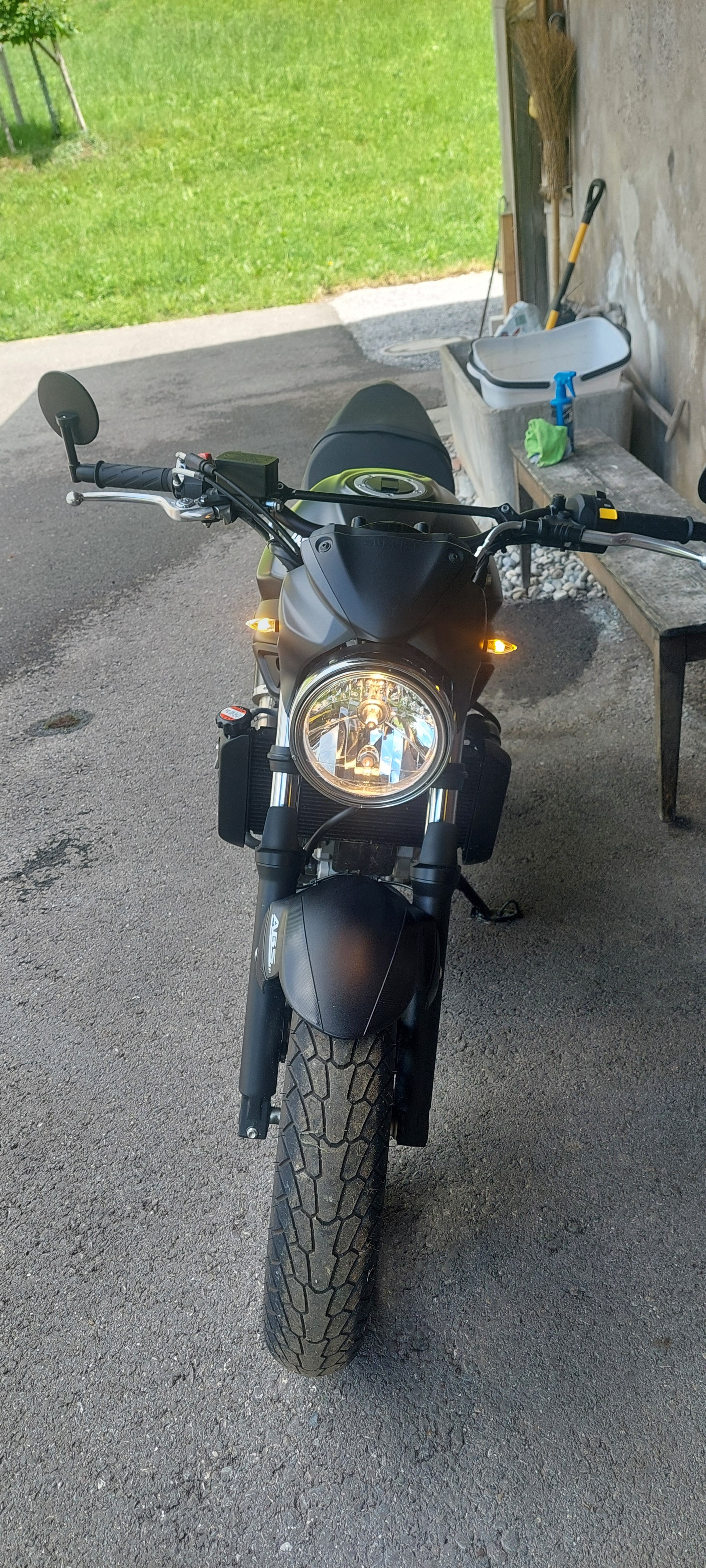 SUZUKI SV 650 ABS L6-image-2