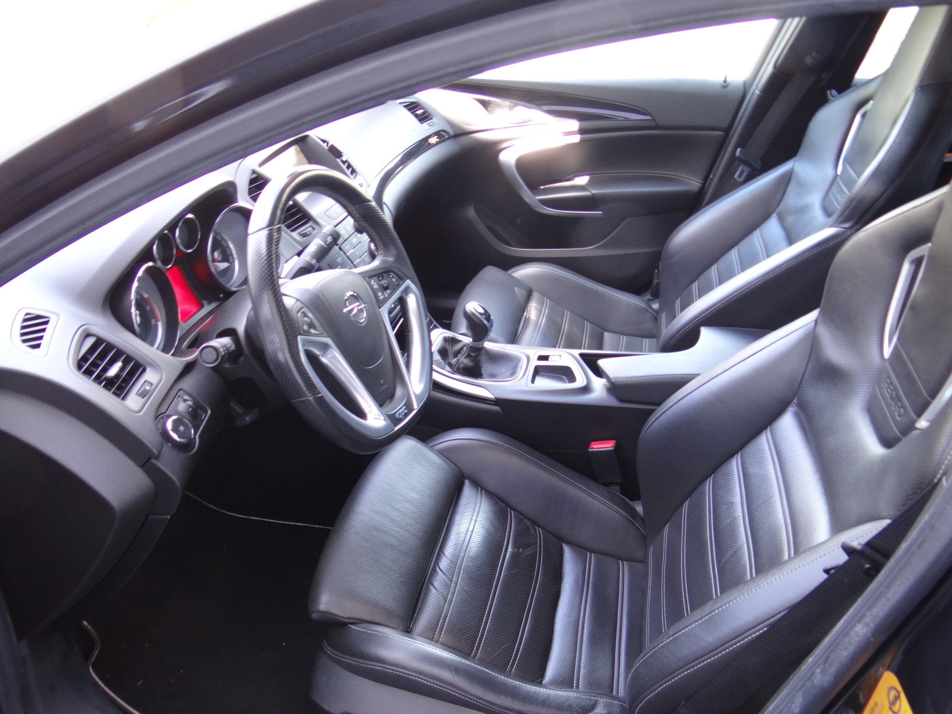 OPEL Insignia 2.8 Turbo OPC 4WD-image-7