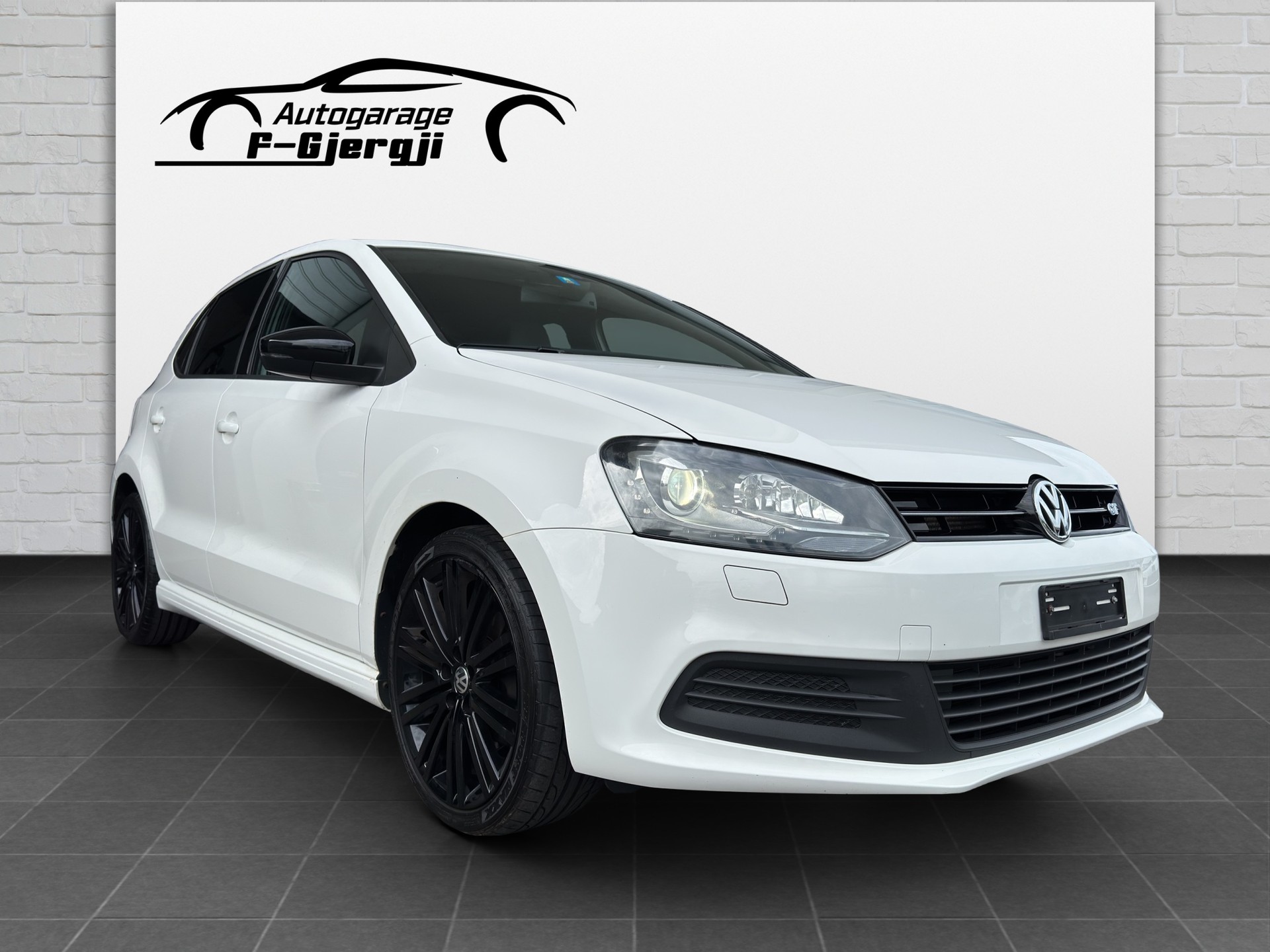 VW Polo 1.4 TSI BlueGT-showroom-element-1