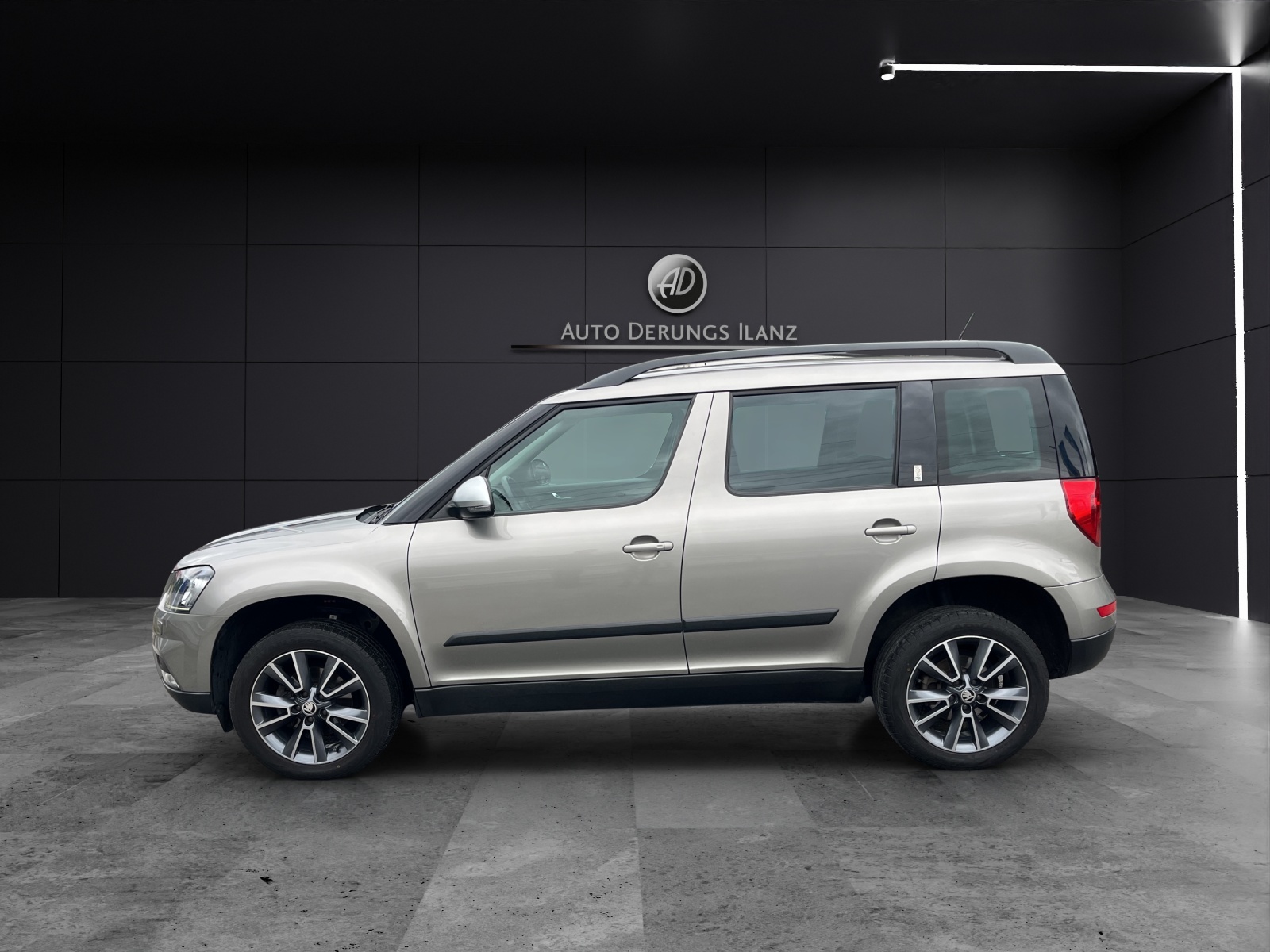 SKODA Yeti Outdoor 2.0 TDI 150 Ambition 4x4 DSG-showroom-element-2