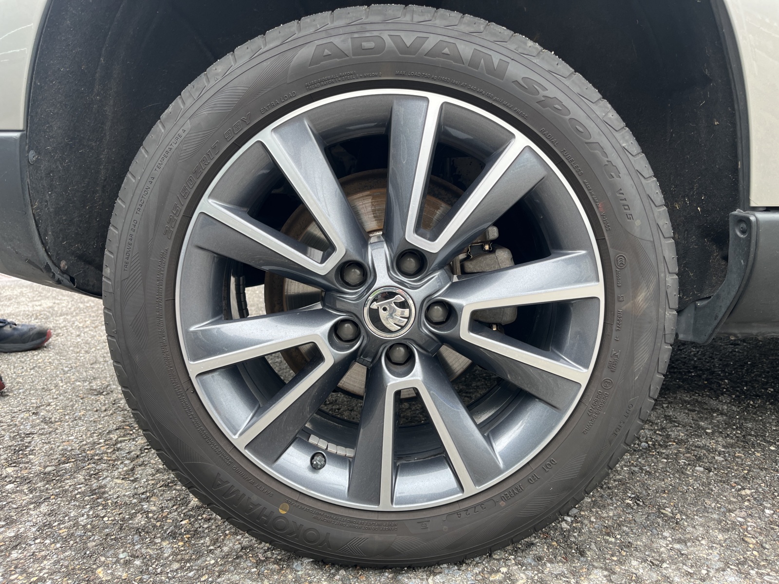 SKODA Yeti Outdoor 2.0 TDI 150 Ambition 4x4 DSG-image-14