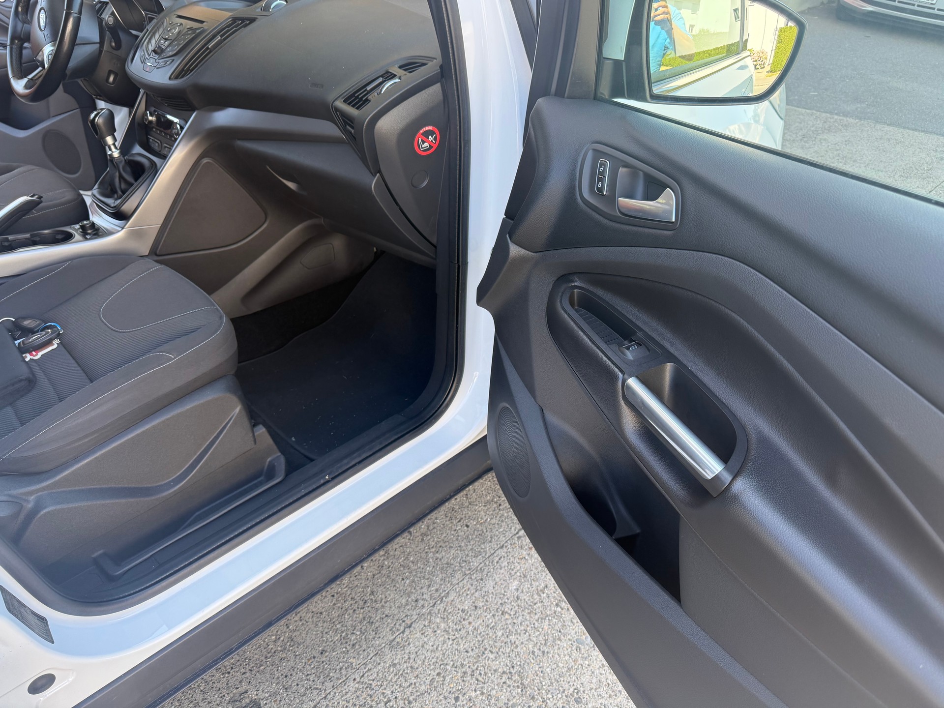 FORD Kuga 2.0 TDCi Titanium 4WD-image-8