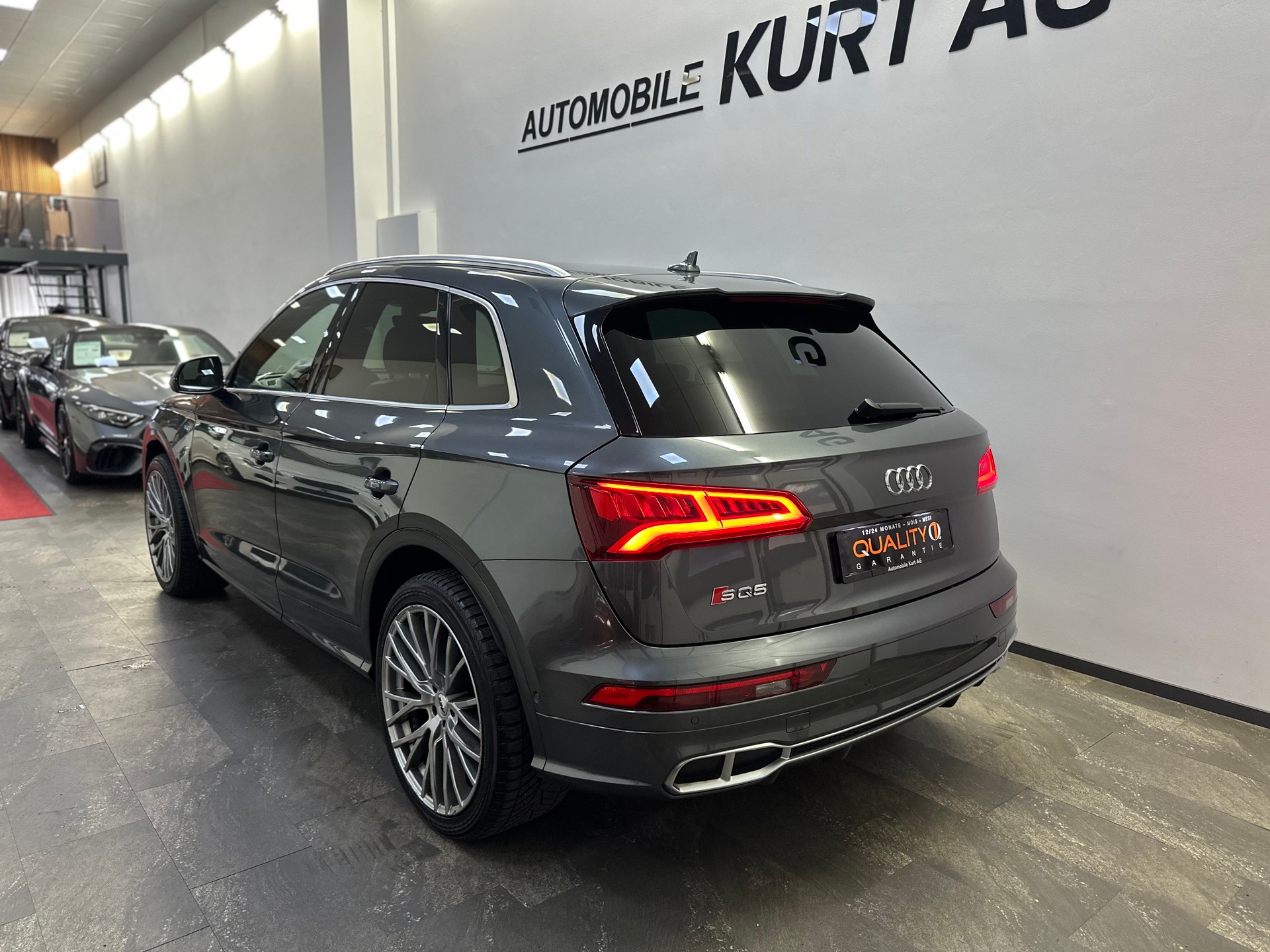 AUDI SQ5 3.0 TFSI quattro S-tronic-showroom-element-3