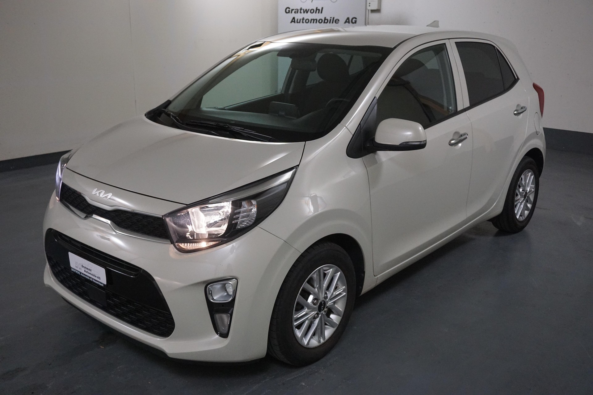 KIA Picanto 1.0 CVVT First Edition-showroom-element-1