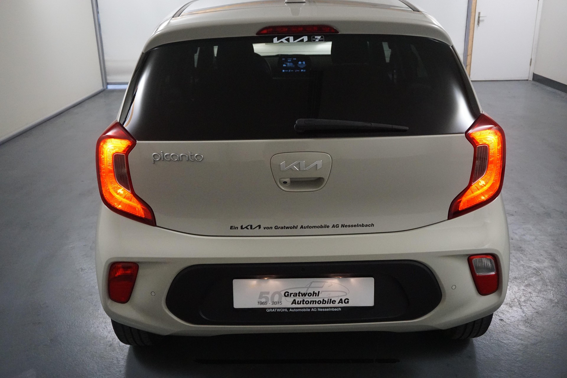 KIA Picanto 1.0 CVVT First Edition-showroom-element-3