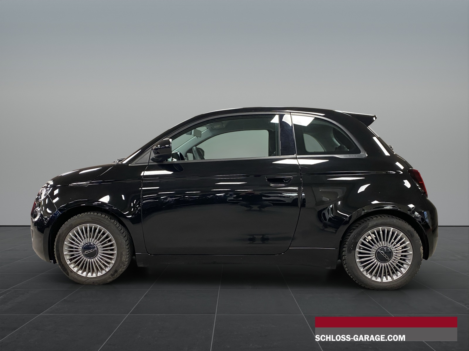 FIAT 500 Icon-showroom-element-1