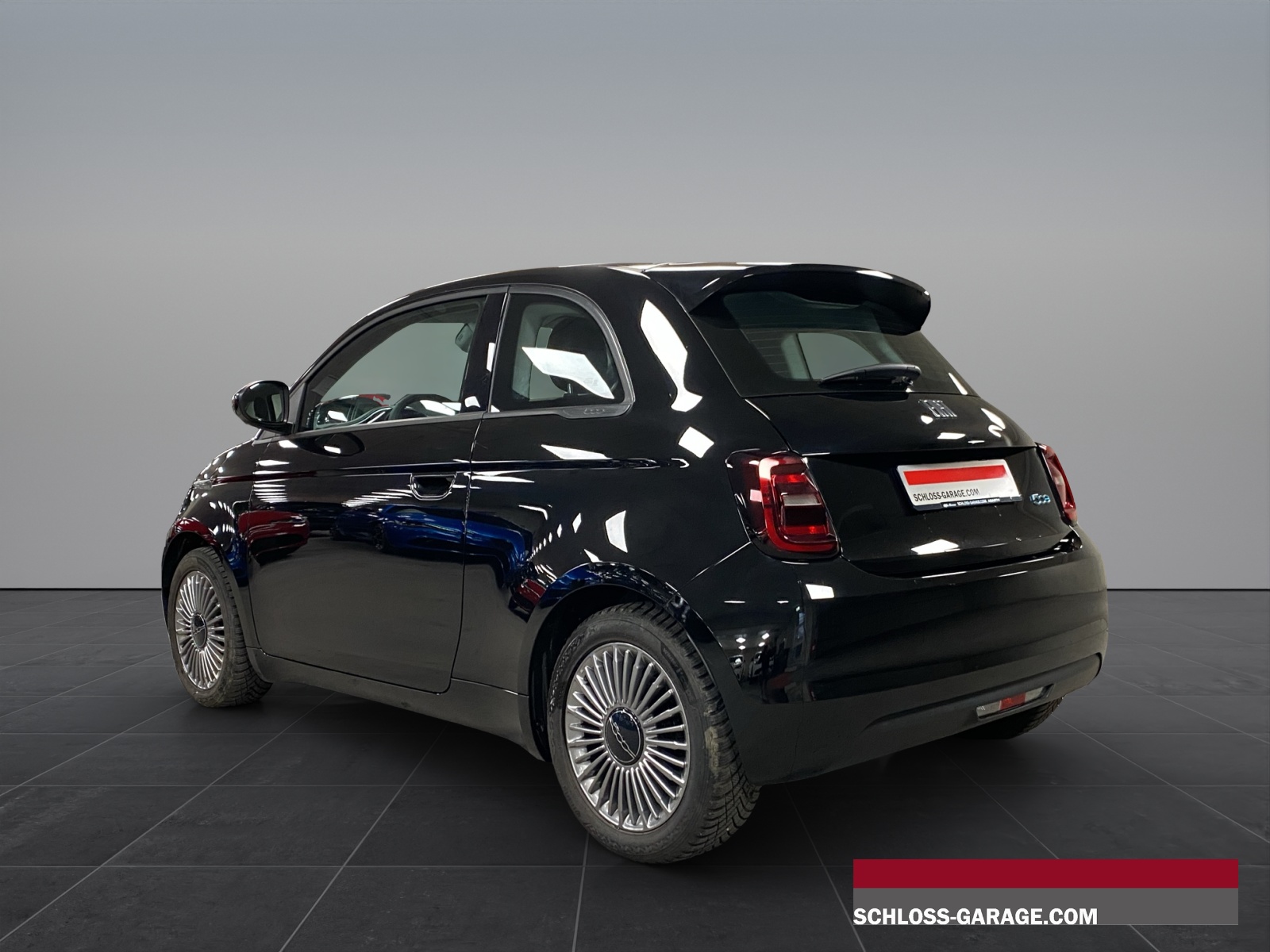 FIAT 500 Icon-showroom-element-2