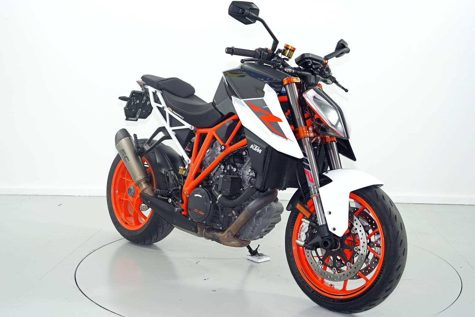 KTM 1290 Super Duke-image-1