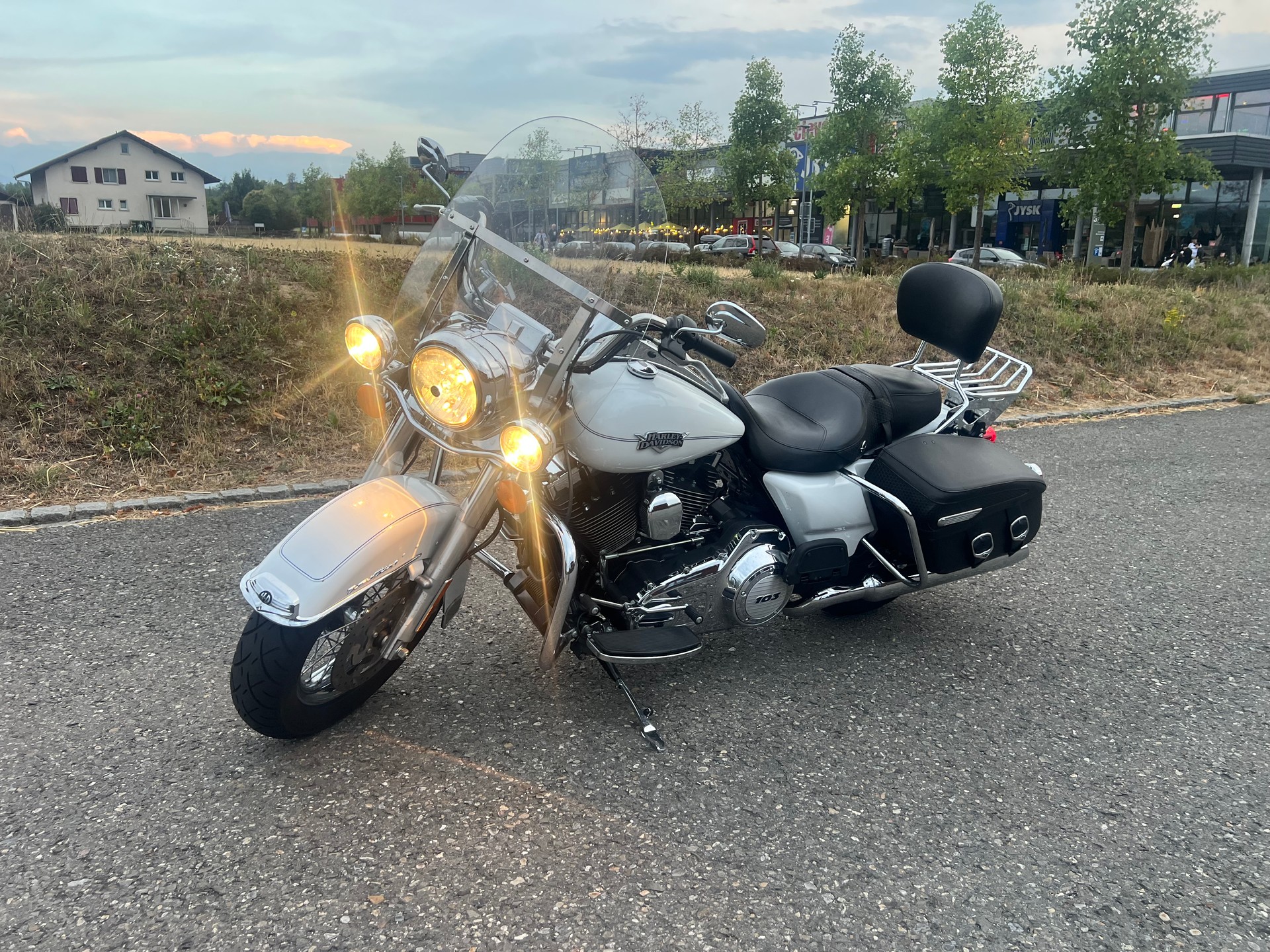 HARLEY-DAVIDSON FLHRC Road King Classic 103 ABS-image-0